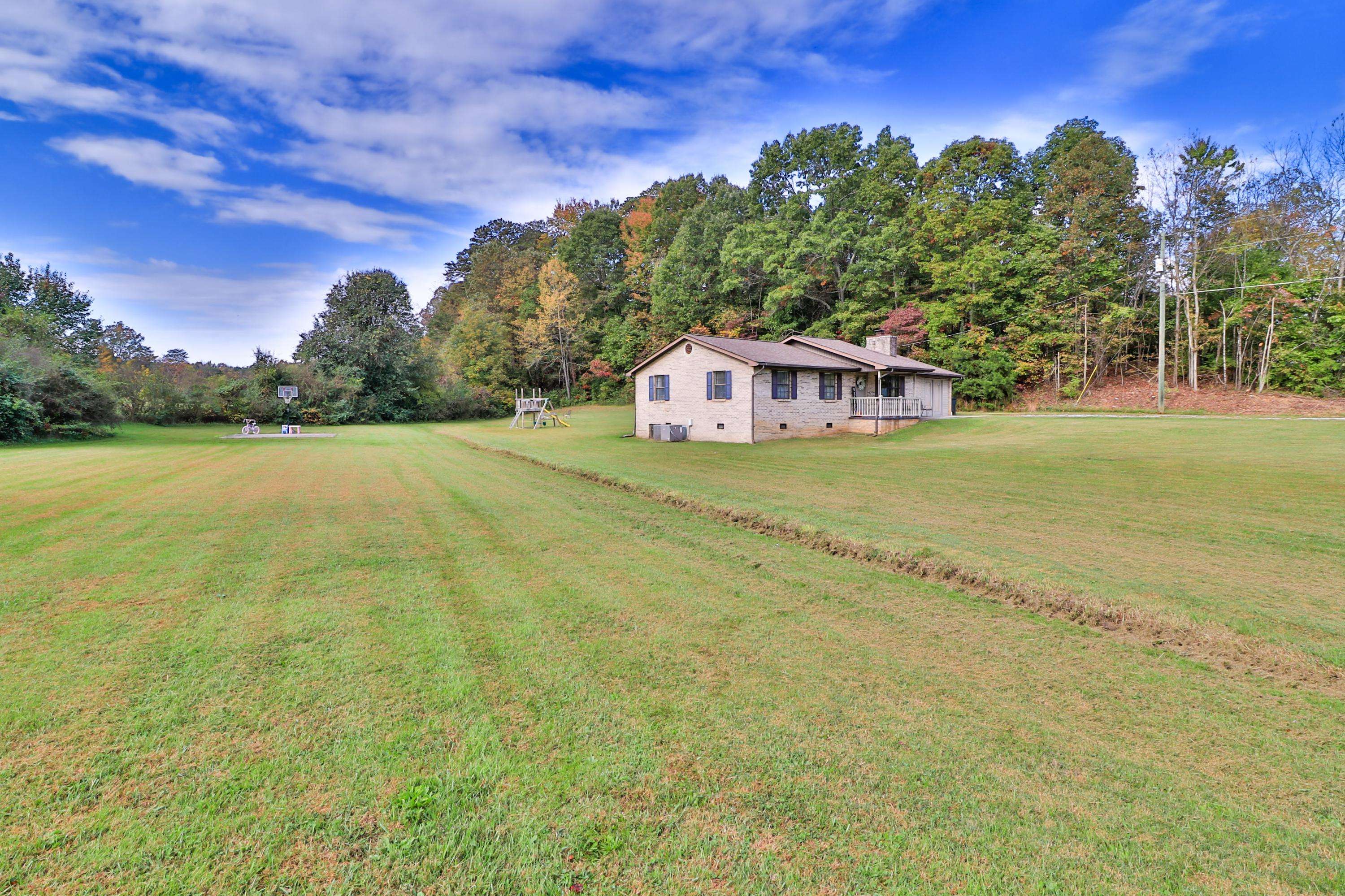 Greenback, TN 37742,707 Henry LN