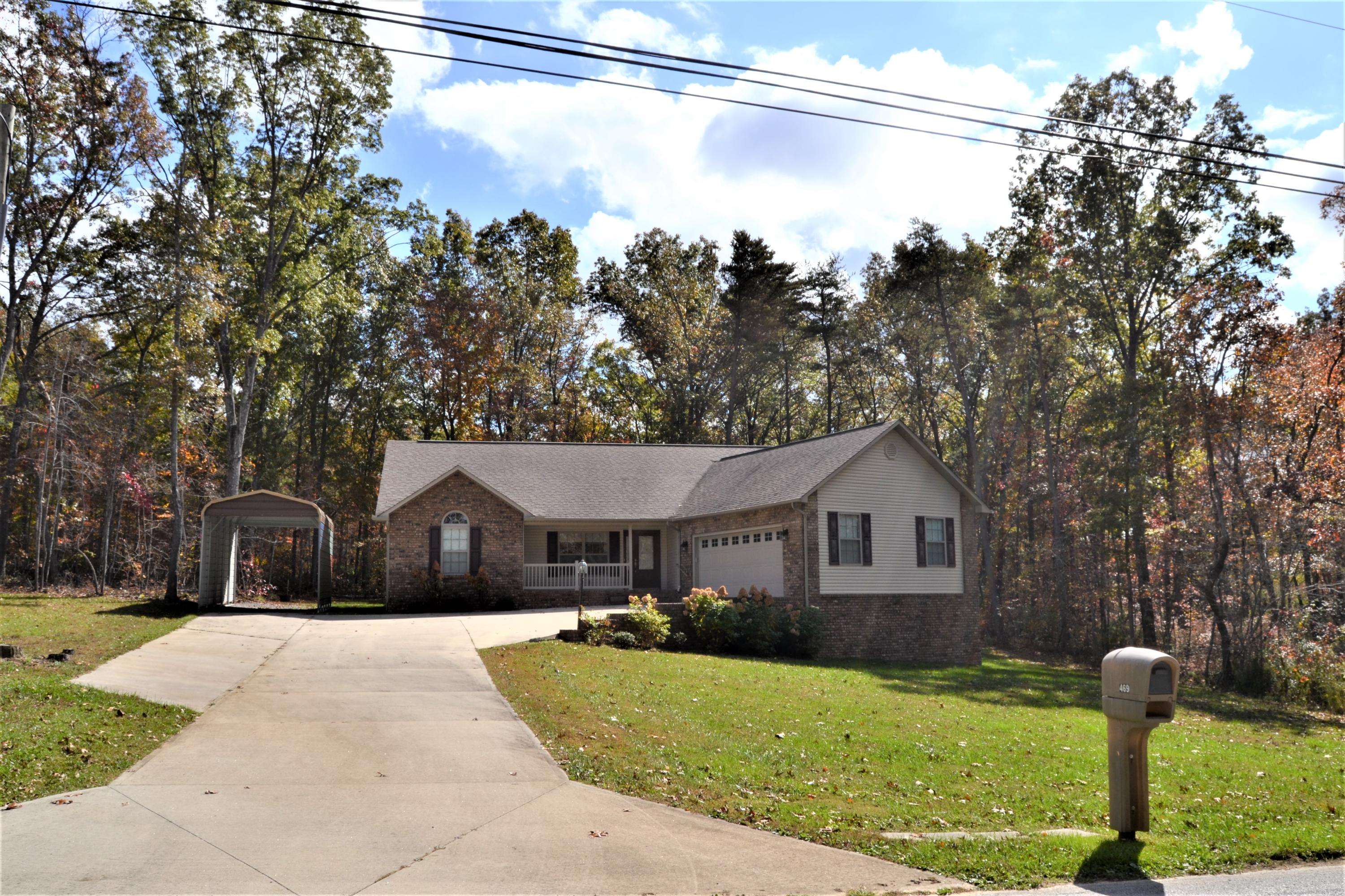 Crossville, TN 38555,469 Spruce LOOP