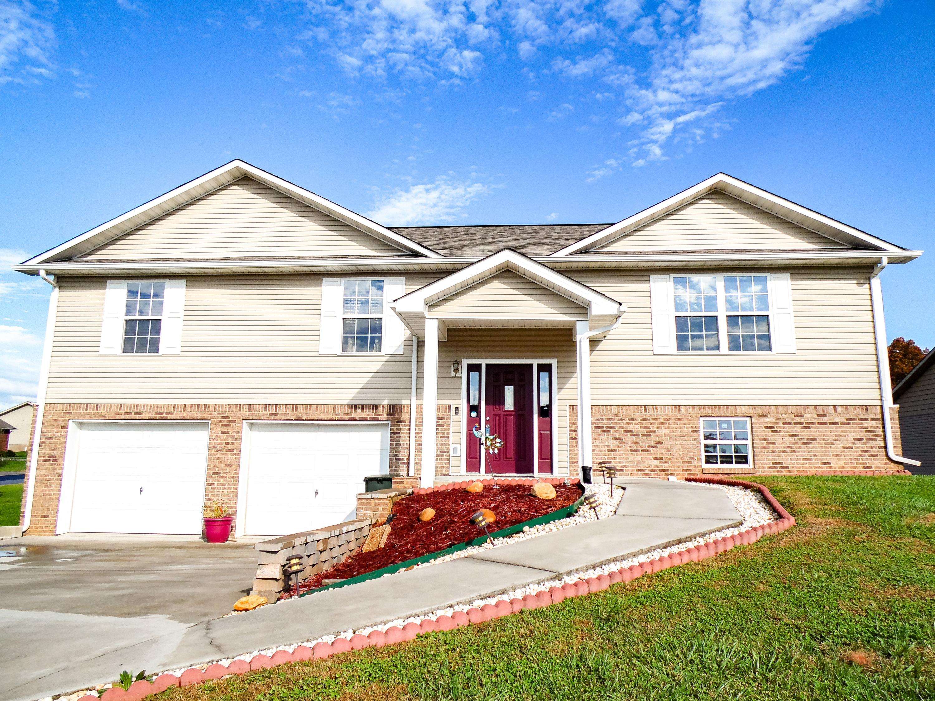 Sevierville, TN 37876,2405 Frost Valley CT