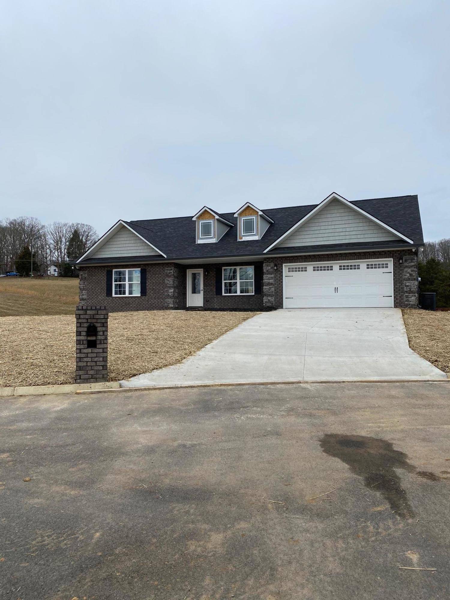 Strawberry Plains, TN 37871,411 Melford DR