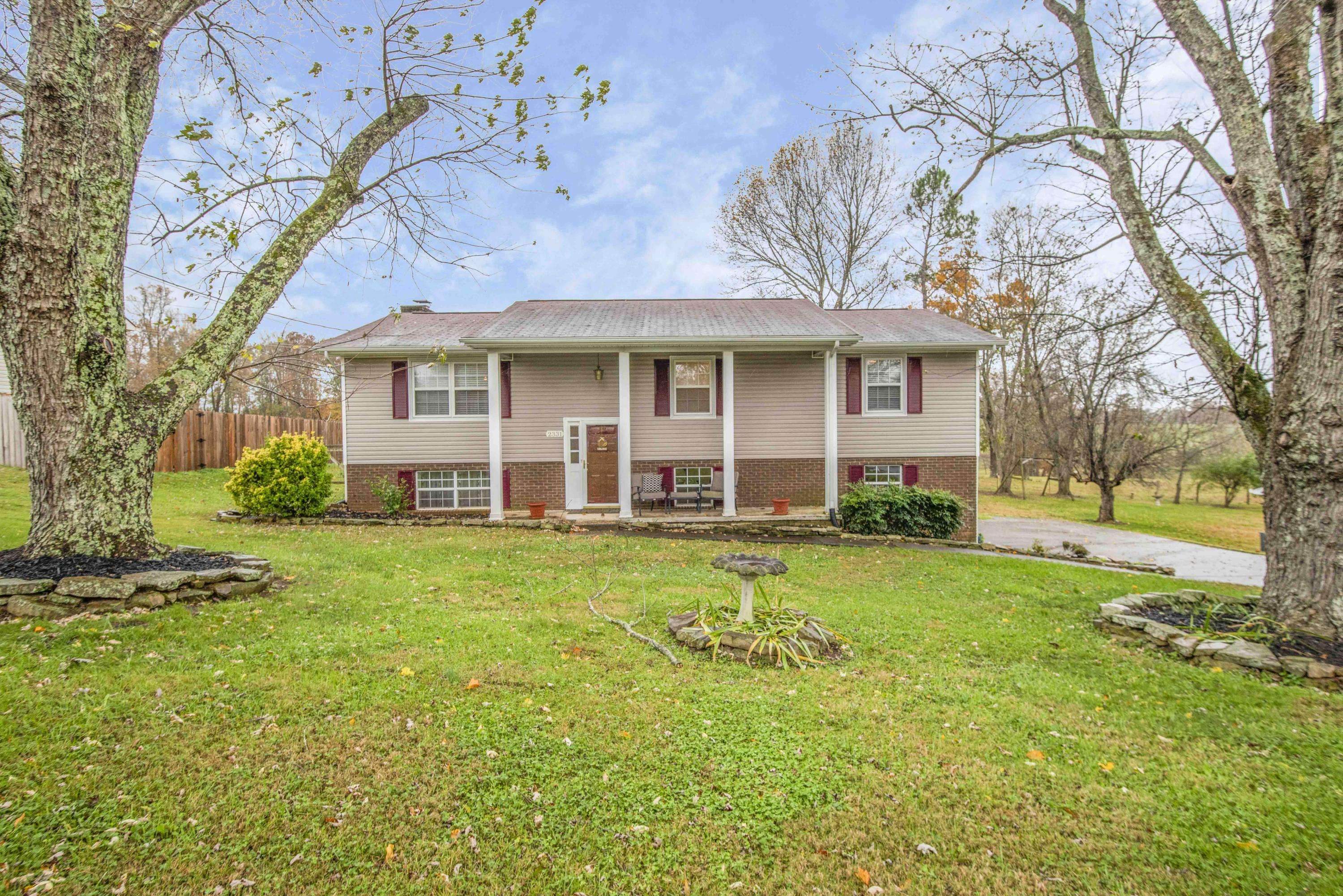 Maryville, TN 37803,2331 Mark LN