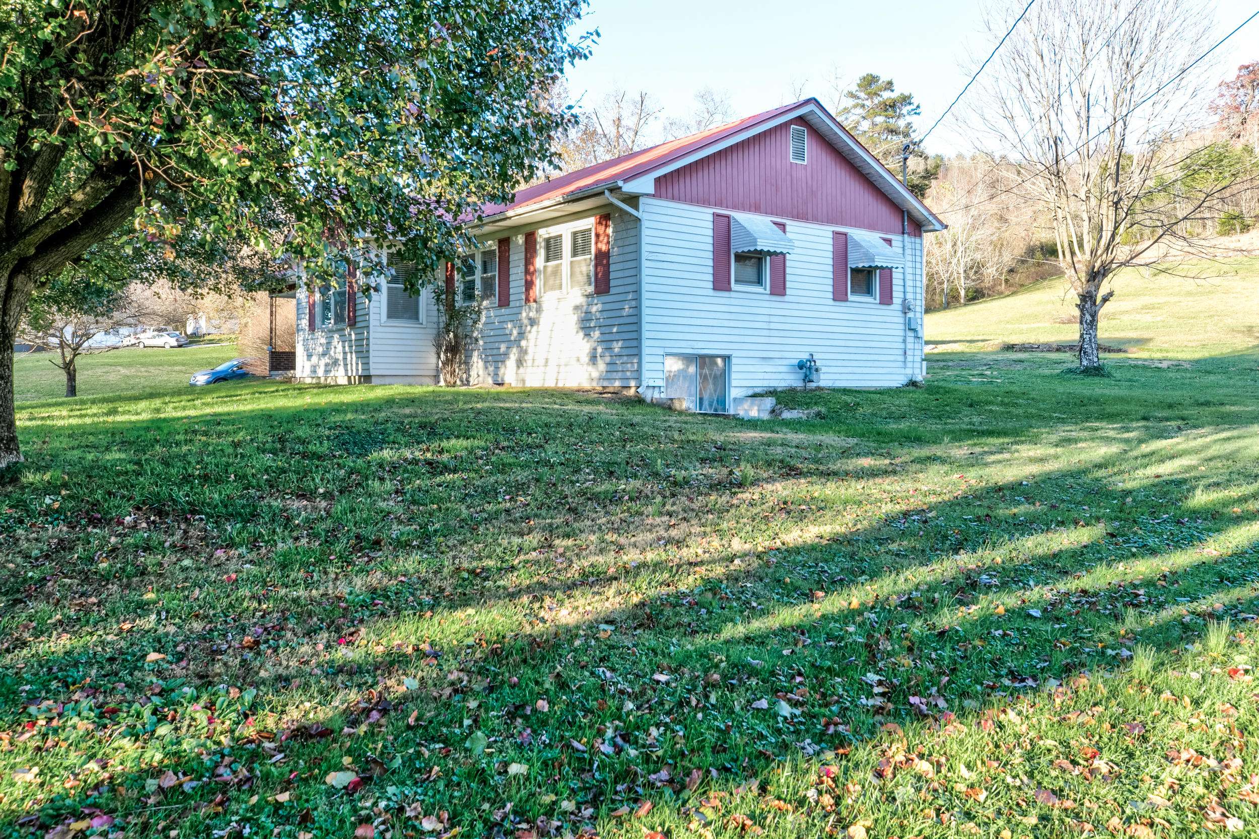 Caryville, TN 37714,1805 Highway 116