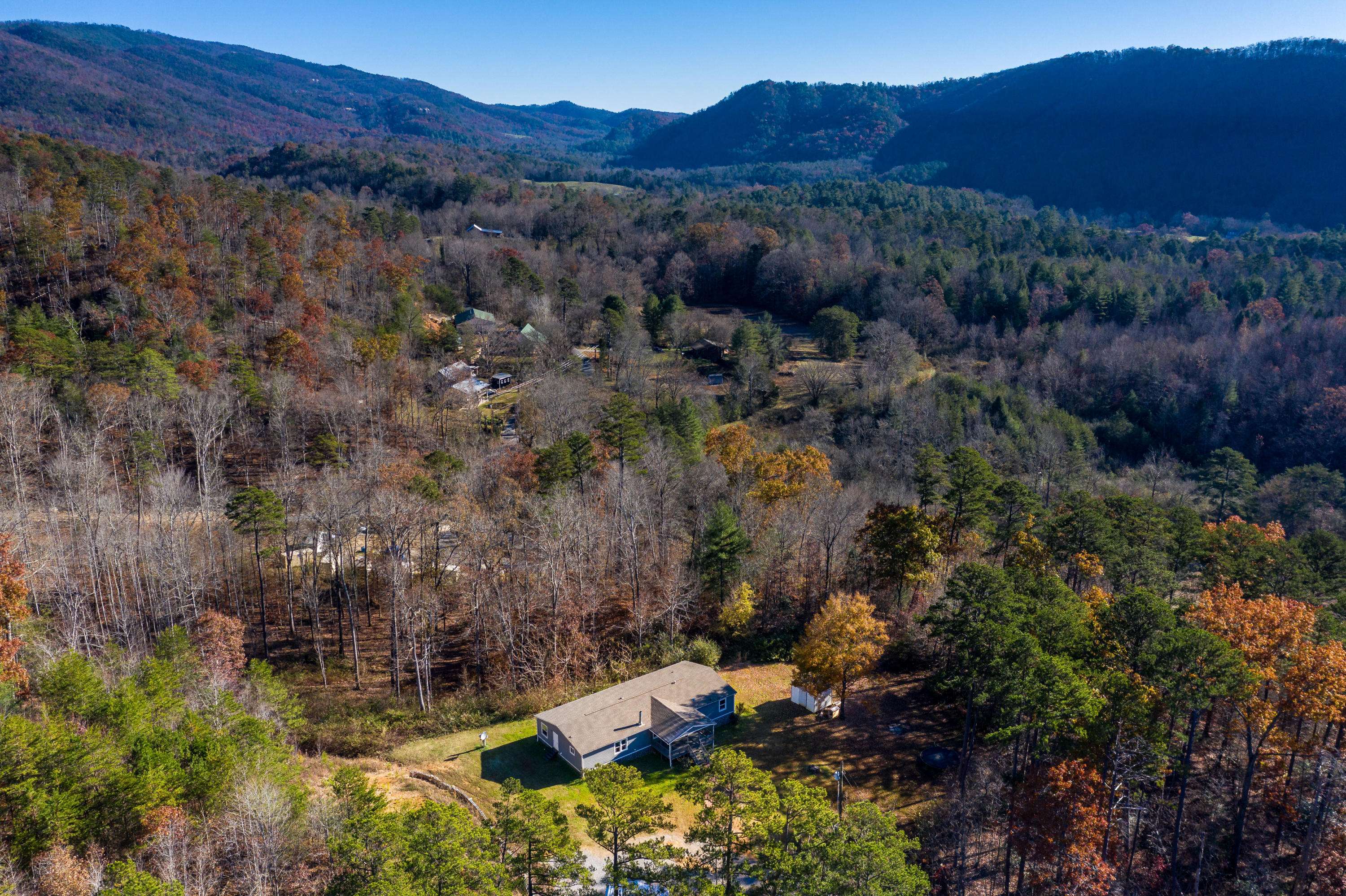 Walland, TN 37886,405 Millers Cove Rd