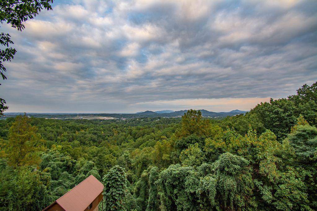 Pigeon Forge, TN 37862,3327 Pine Peak WAY