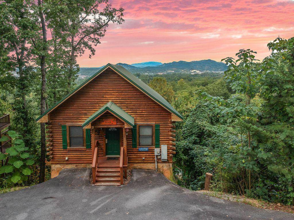 Pigeon Forge, TN 37862,3327 Pine Peak WAY