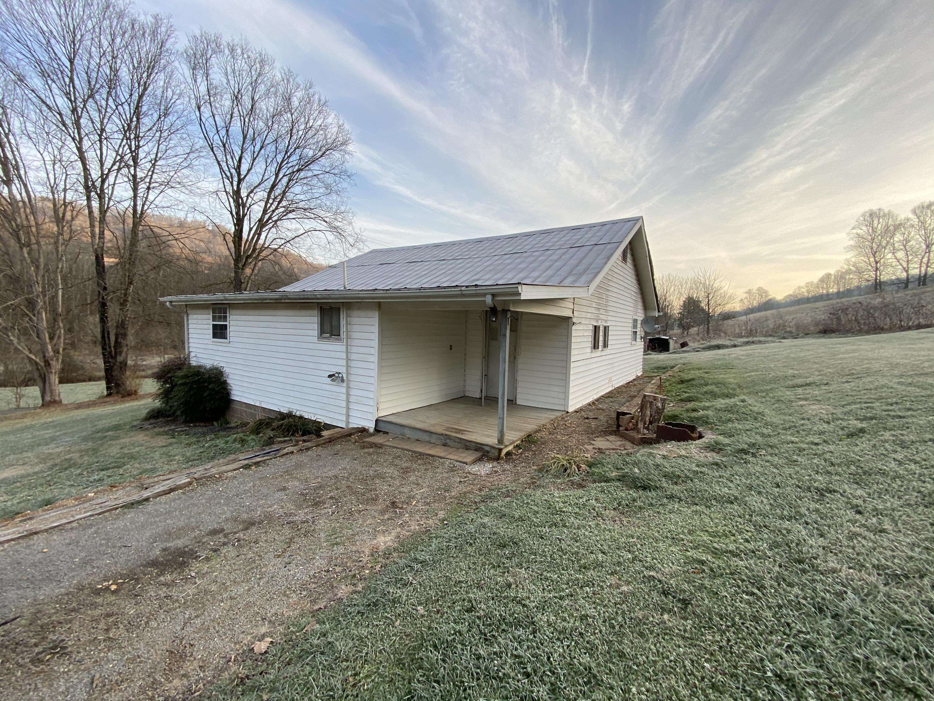 Jonesville, VA 24263,2745 Sugar Run Rd