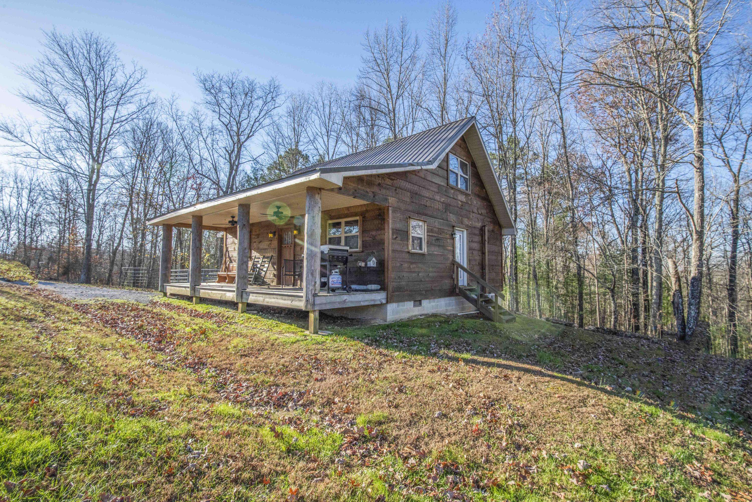 Oneida, TN 37841,128 John J Smith Rd