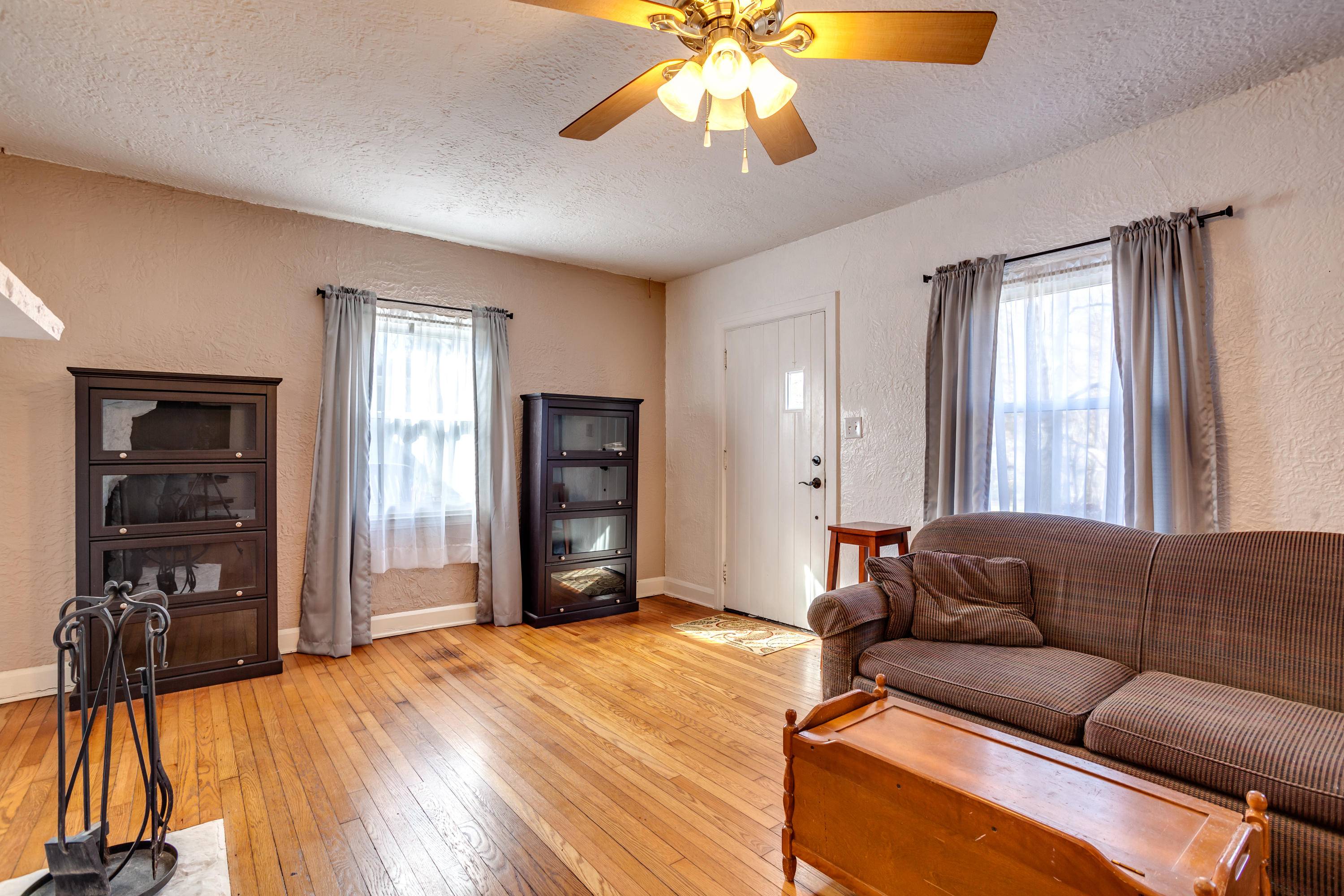 Knoxville, TN 37917,1532 Emoriland Blvd