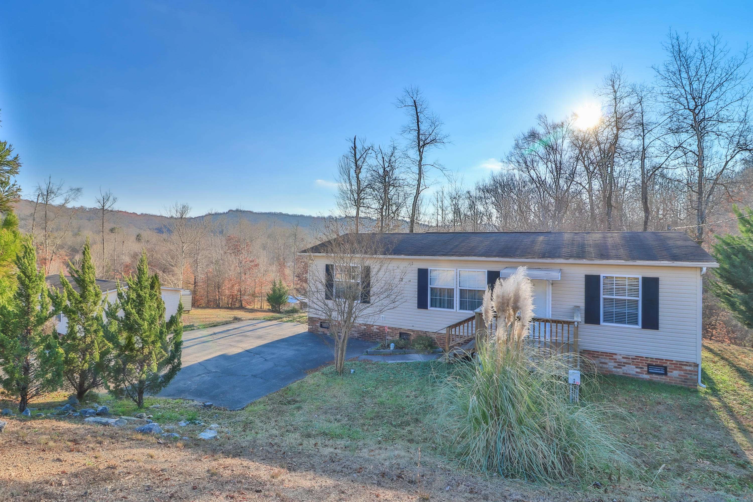 Clinton, TN 37716,221 Loggers LN