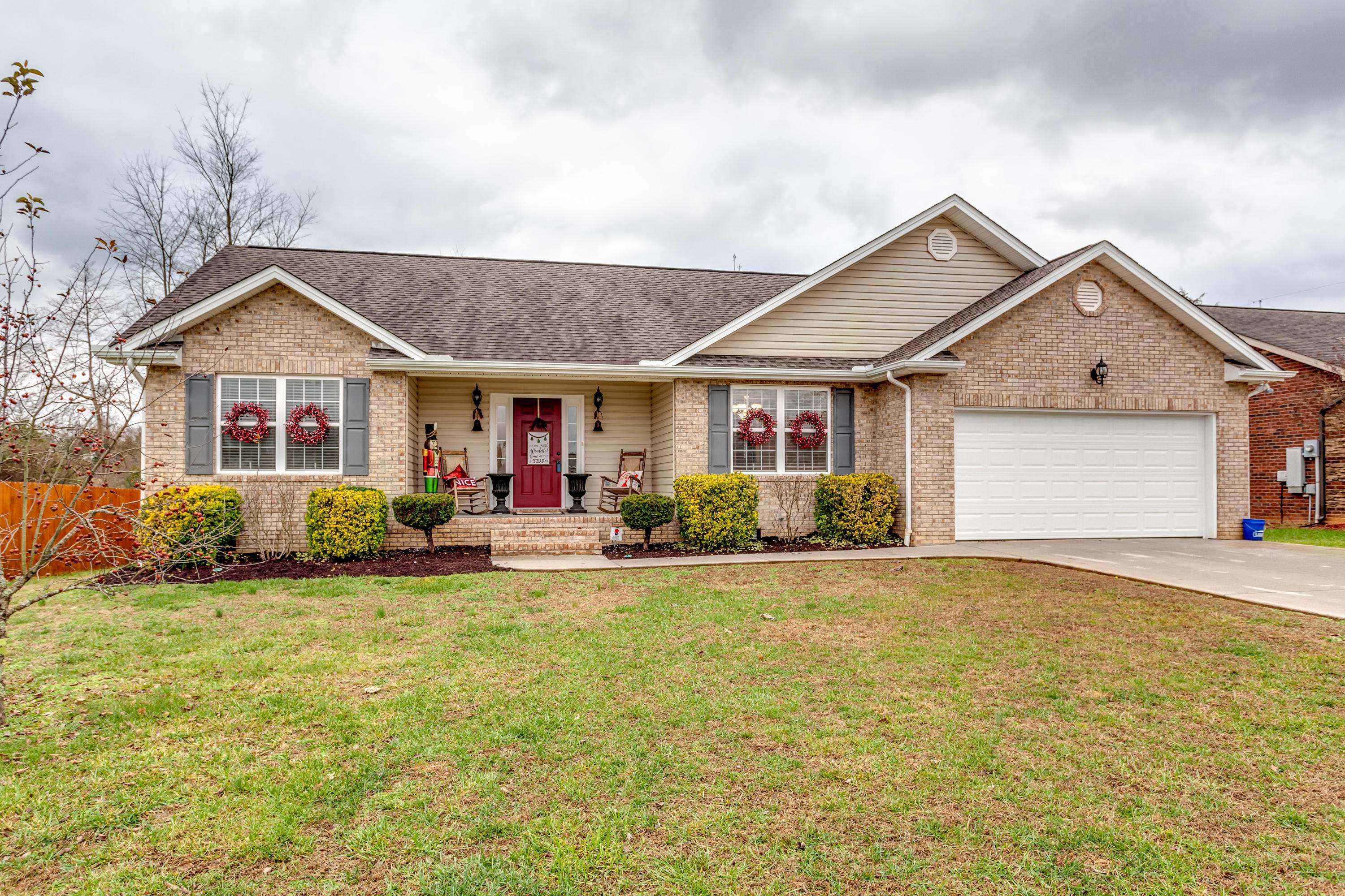 Corryton, TN 37721,7841 Country Rose LN