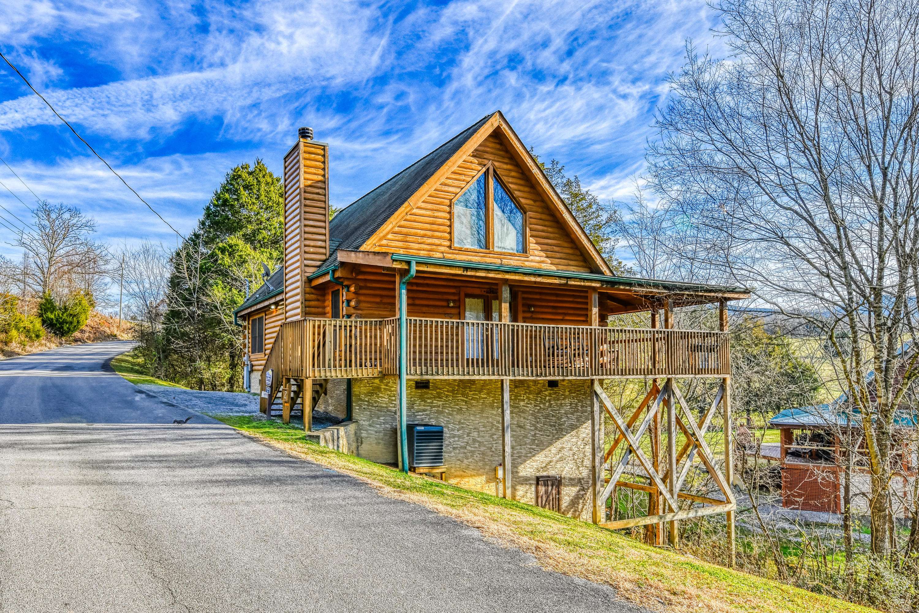 Sevierville, TN 37862,1915 Leatherwood LN