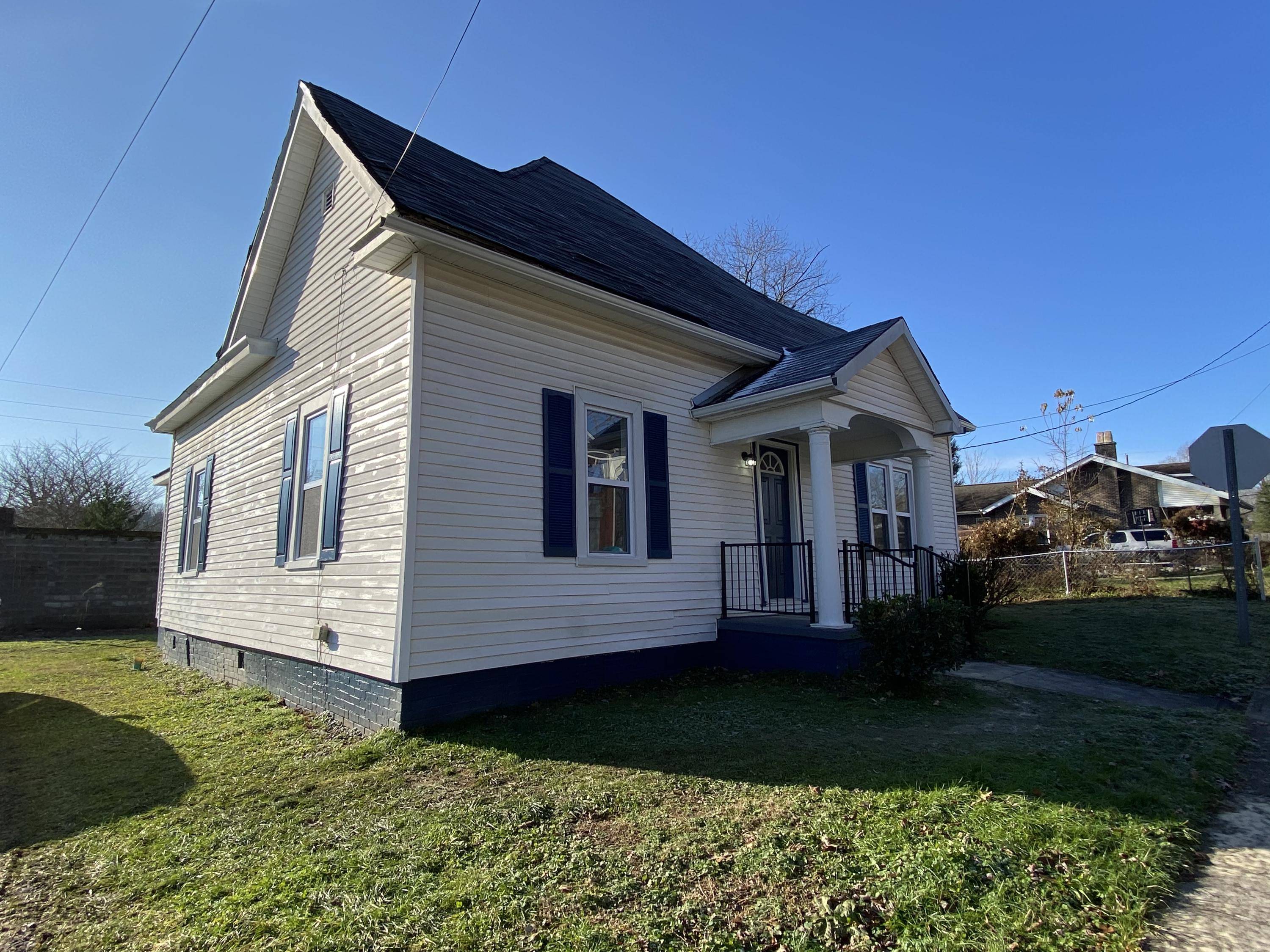 Corbin, KY 40701,501 3rd St