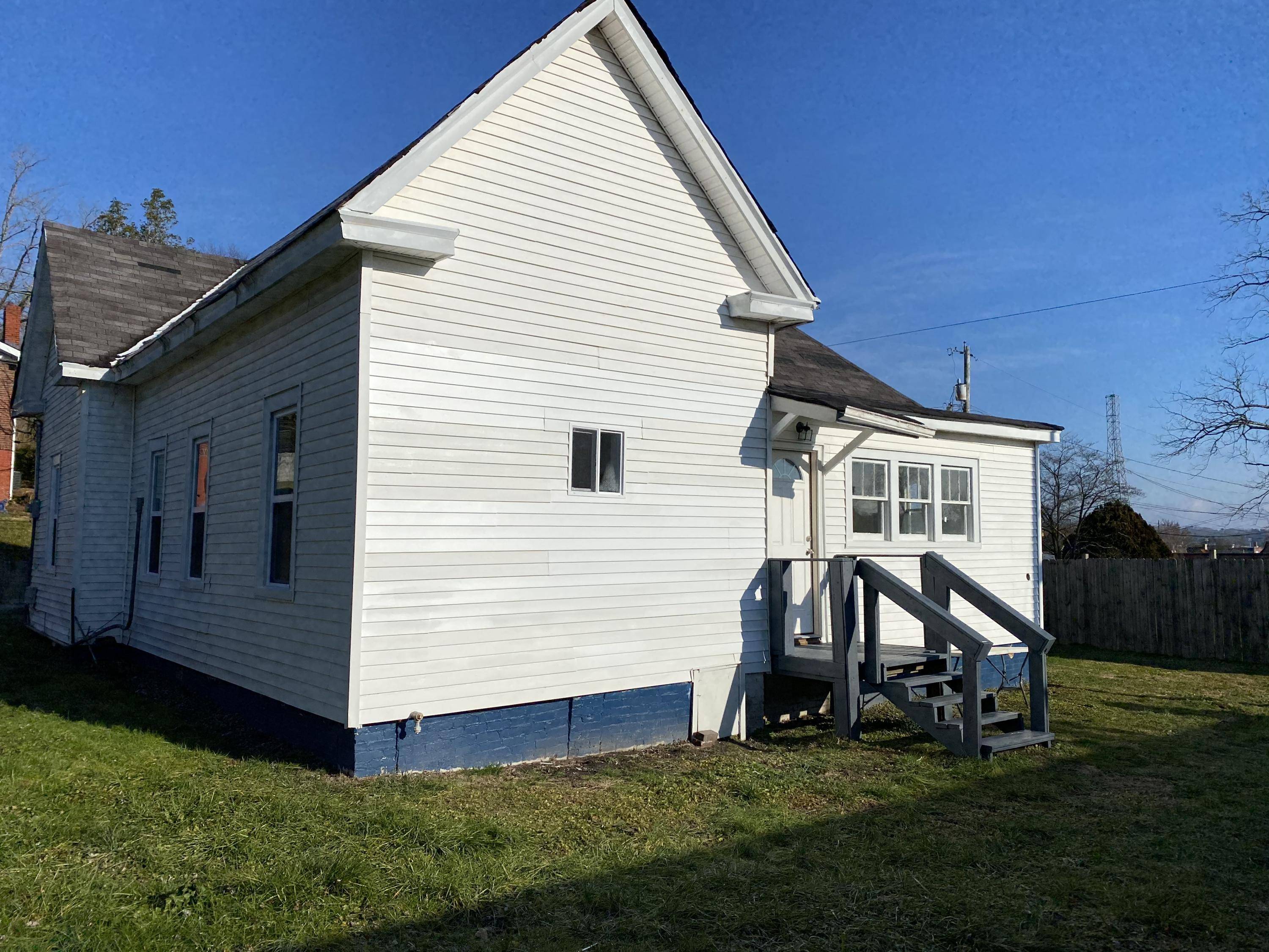 Corbin, KY 40701,501 3rd St