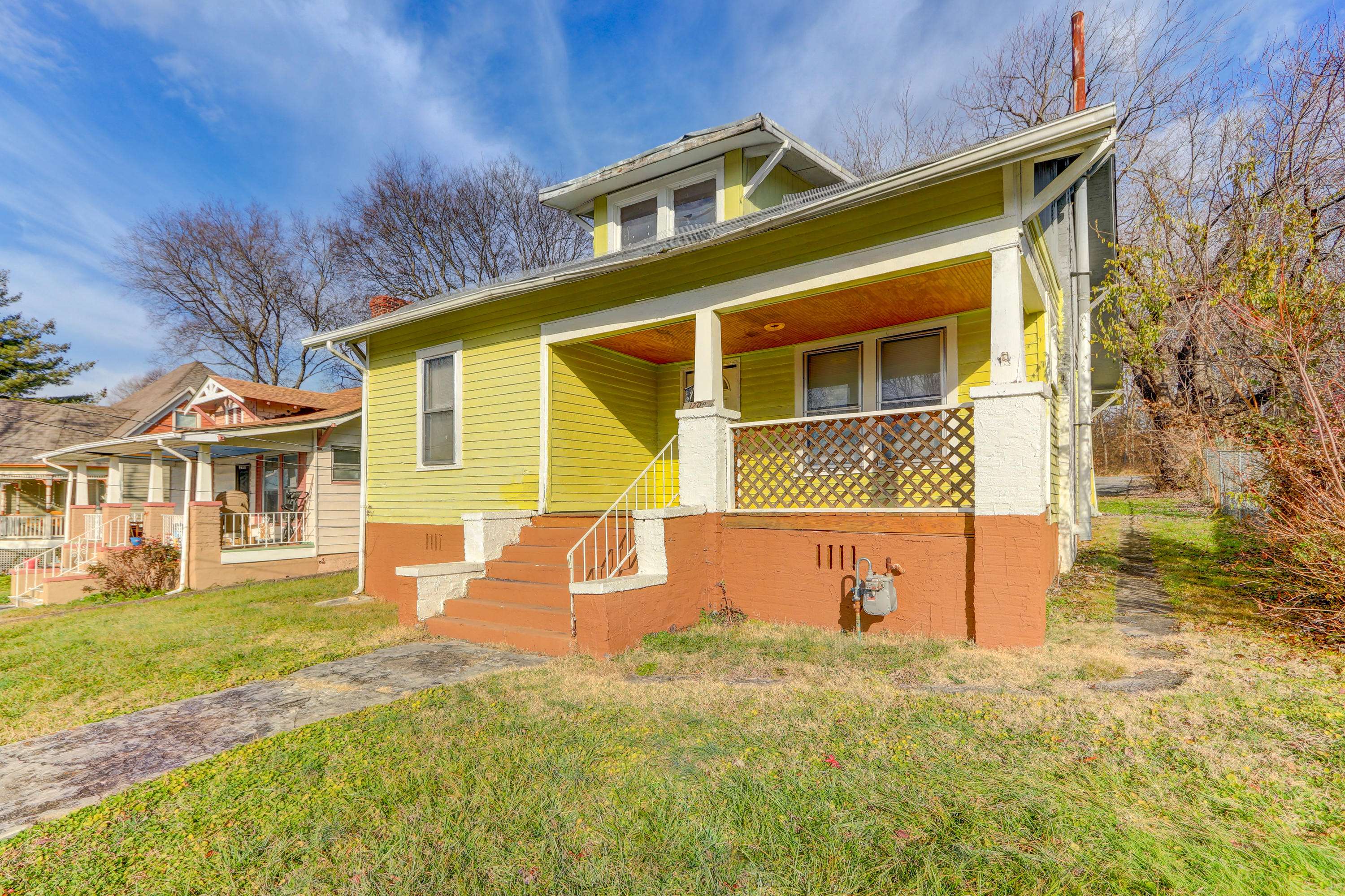 Knoxville, TN 37917,1709 Glenwood Ave