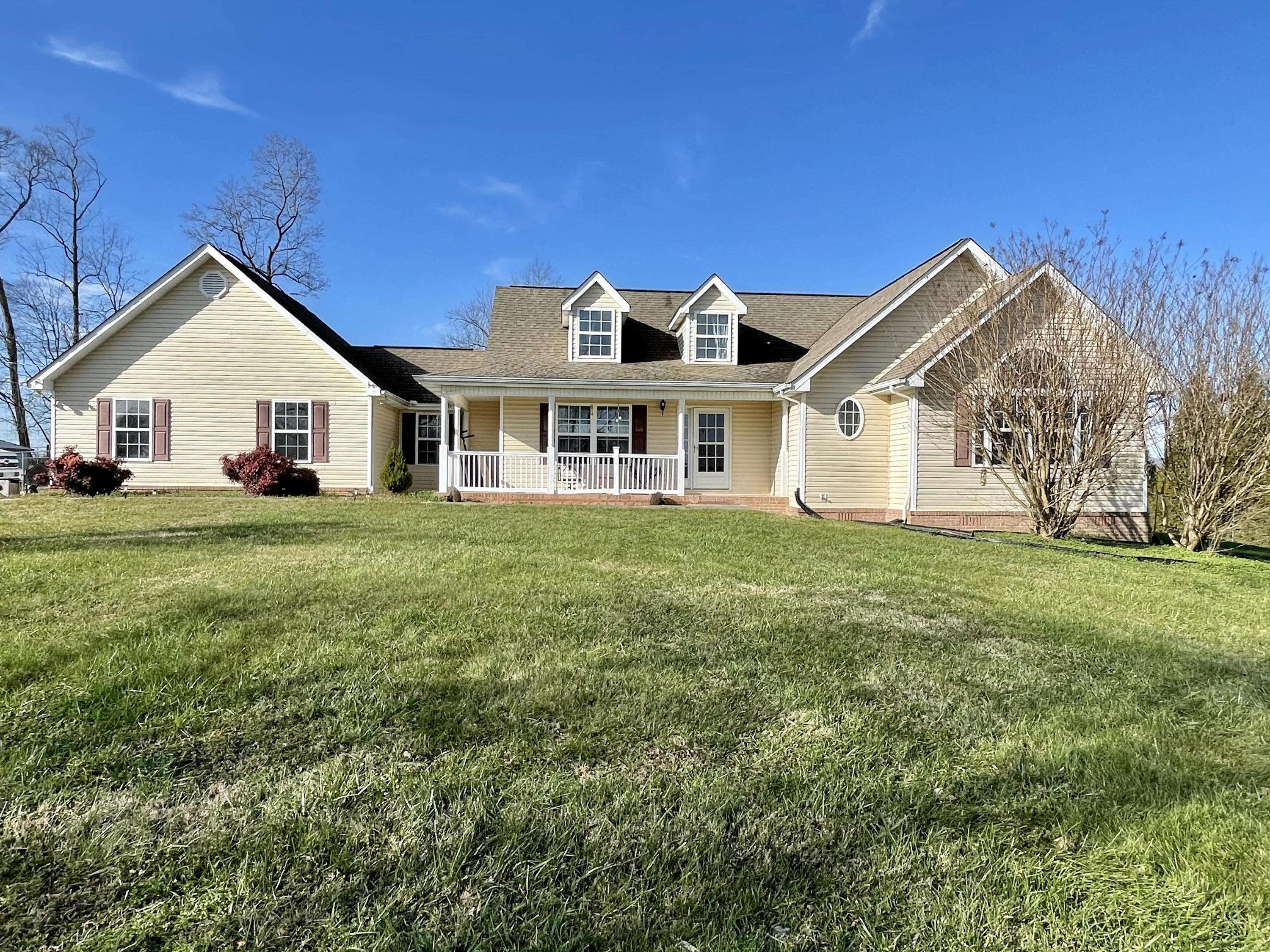 Rutledge, TN 37861,1008 Holston River Dr DR