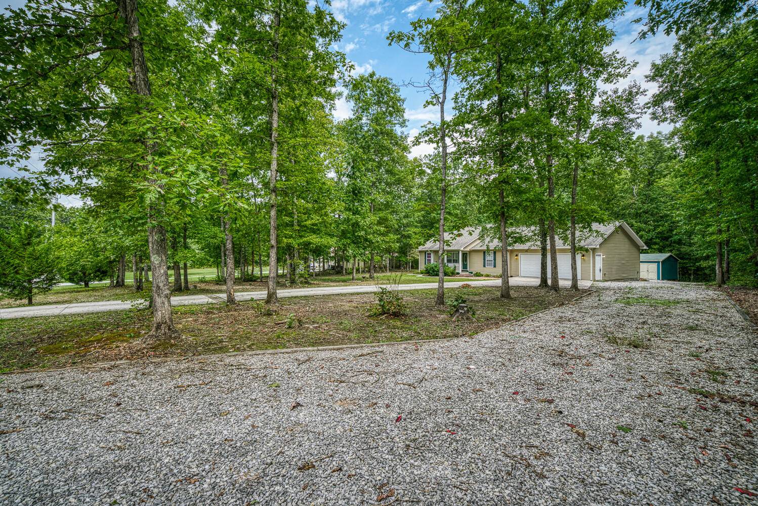 Grimsley, TN 38565,776 Wallace WAY