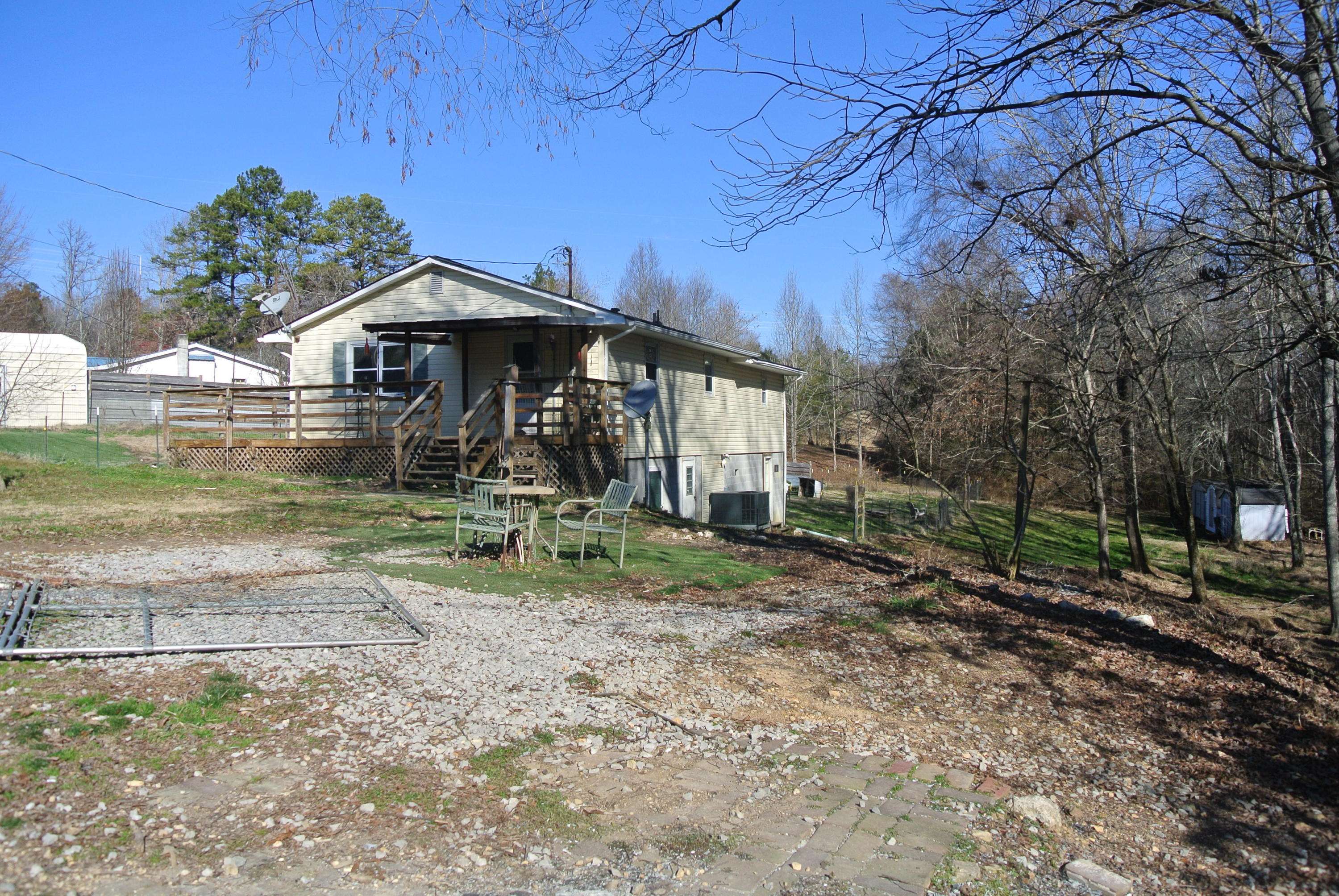 Philadelphia, TN 37846,305 Hughes Hollow Rd