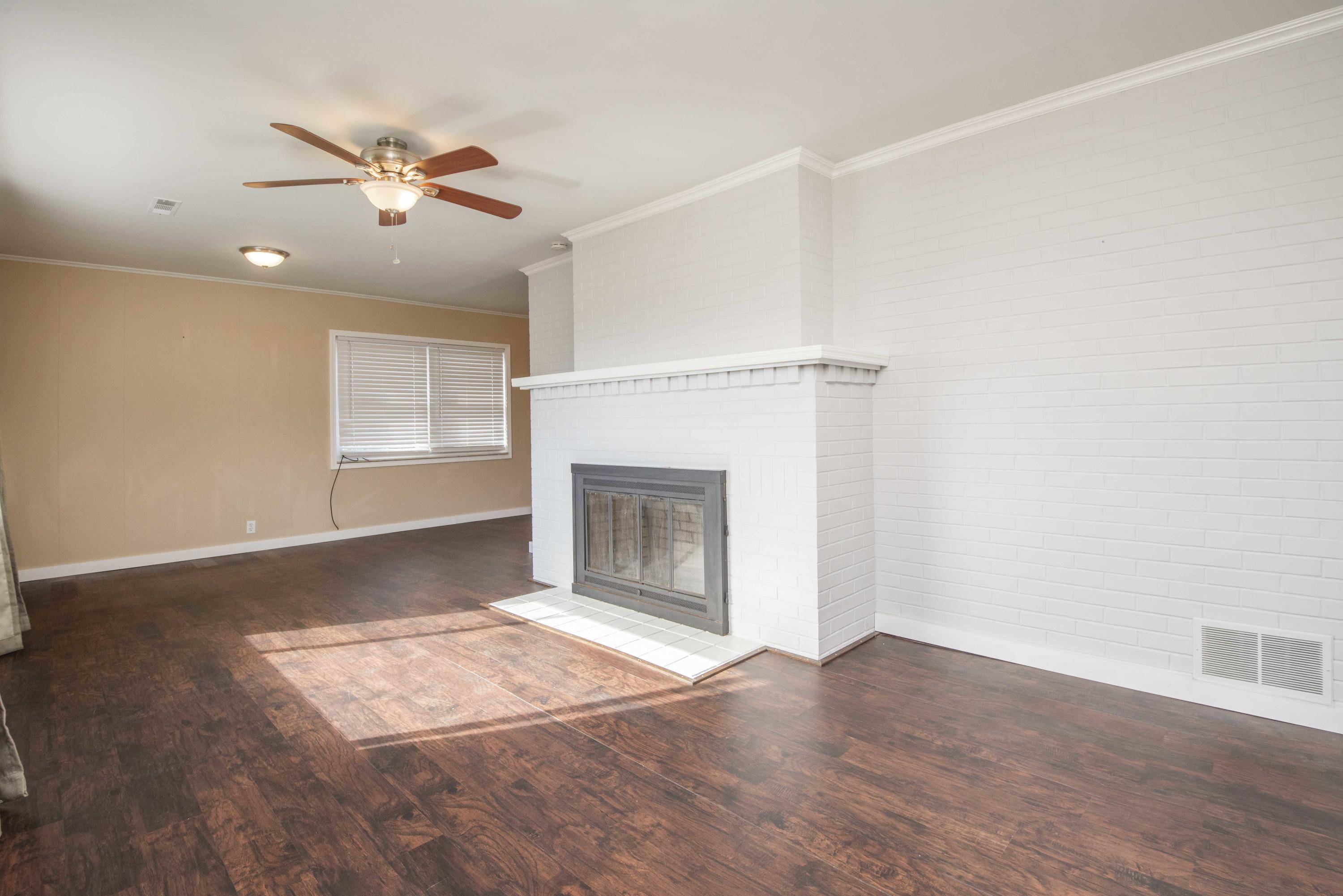 Lenoir City, TN 37772,1201 1st Ave