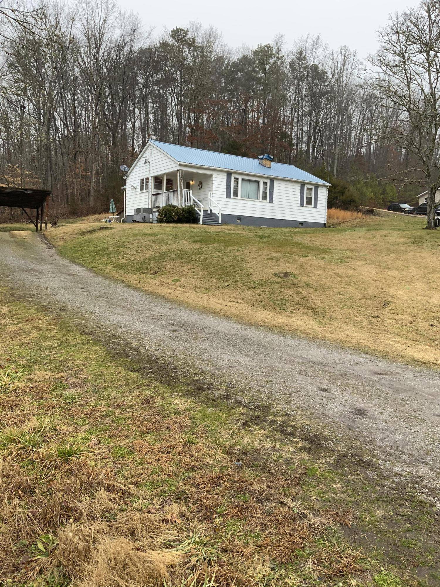 Oliver Springs, TN 37840,1698 Old Harriman Highway Hwy