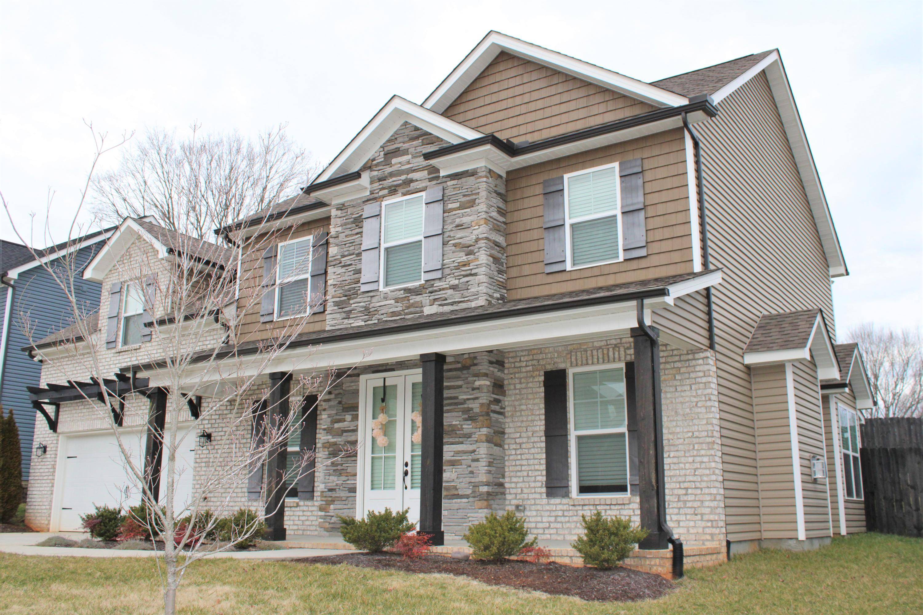 Knoxville, TN 37922,8911 Highbury WAY