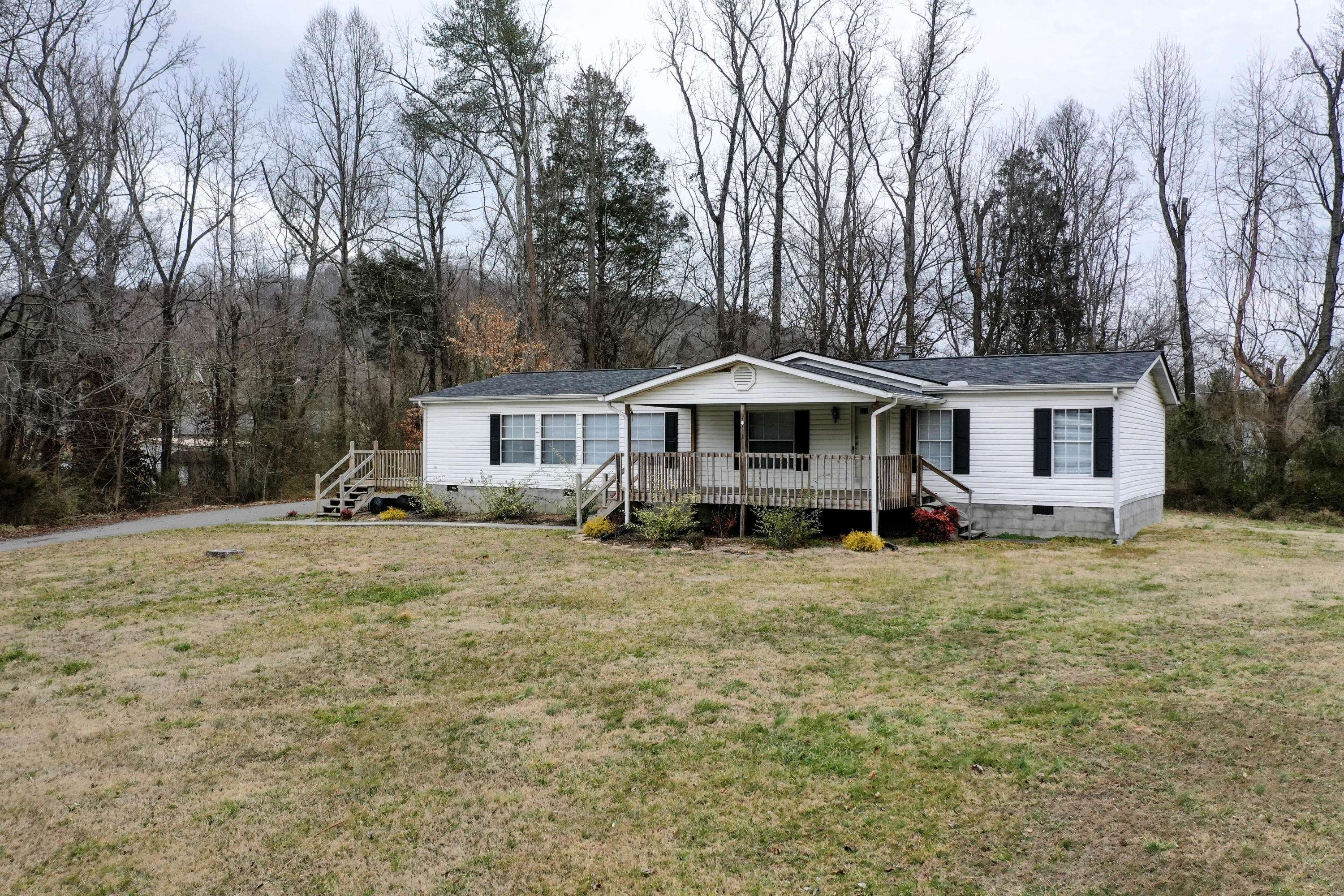 Rocky Top, TN 37769,917 Cooper DR