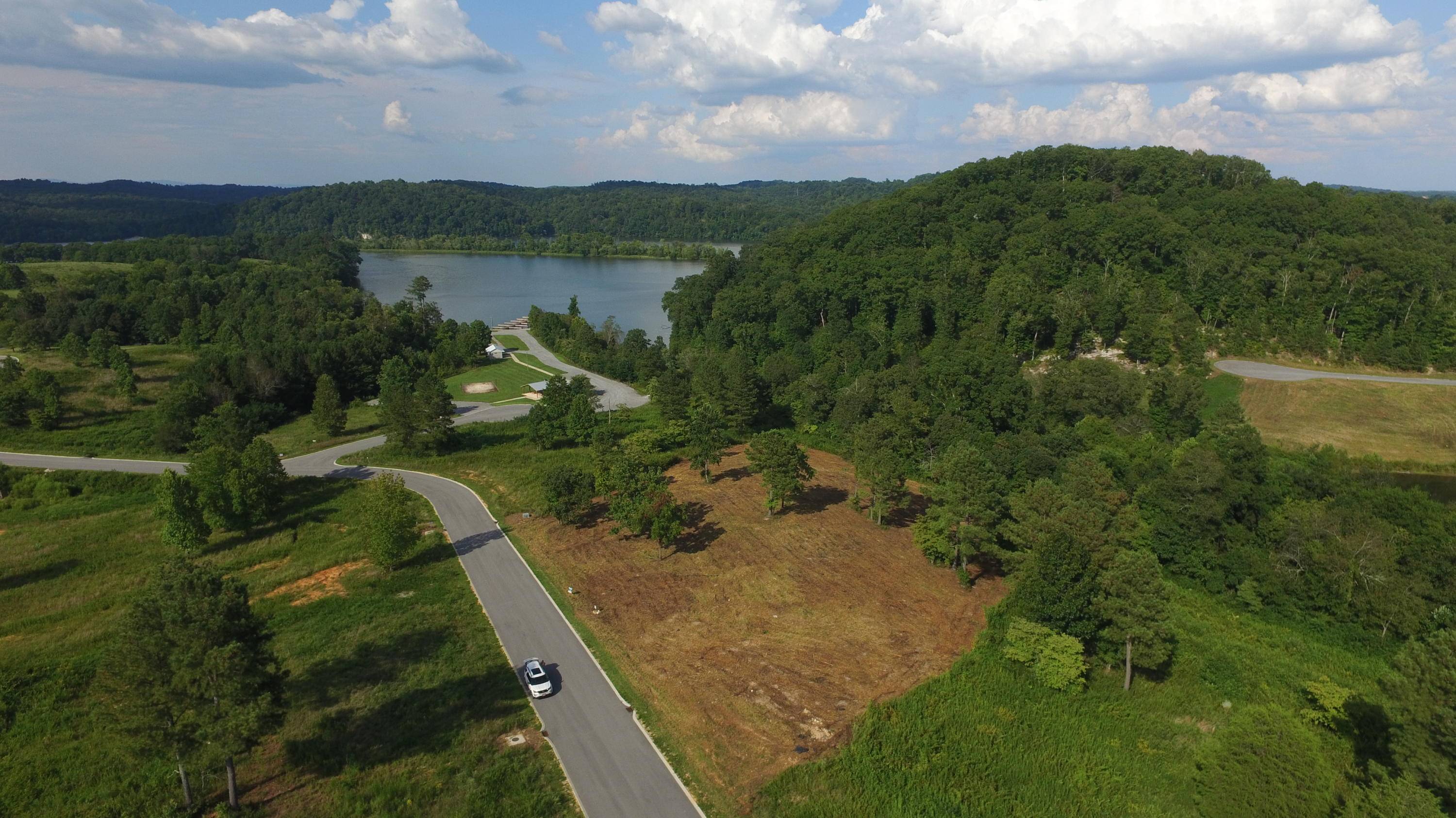 Loudon, TN 37774,242 Lake Ferry DR