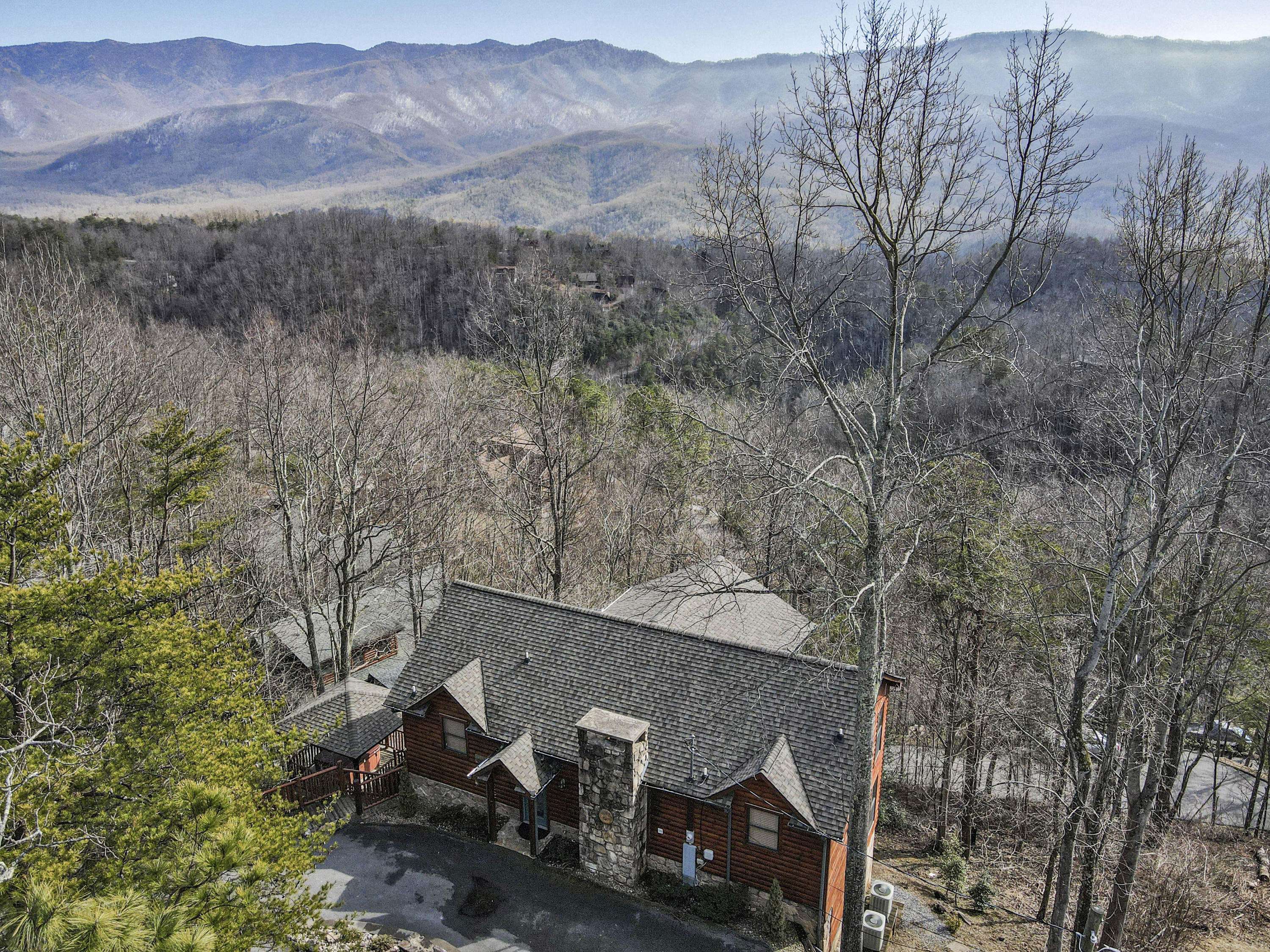 Gatlinburg, TN 37738,922 Scenic Tr