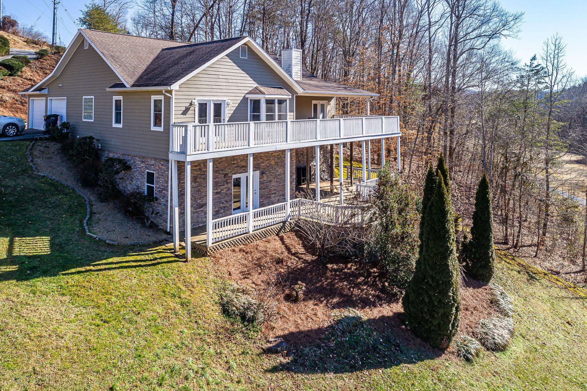 Sevierville, TN 37876,336 Warbler PT