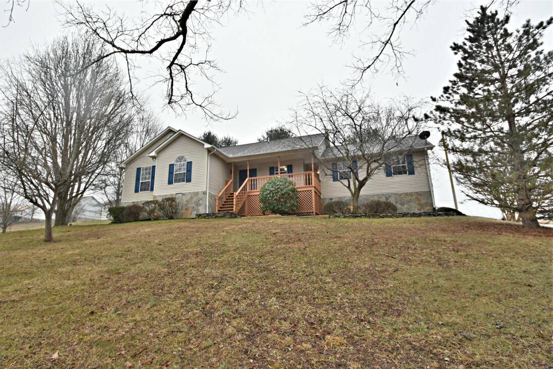 Jacksboro, TN 37757,124 Abby LN