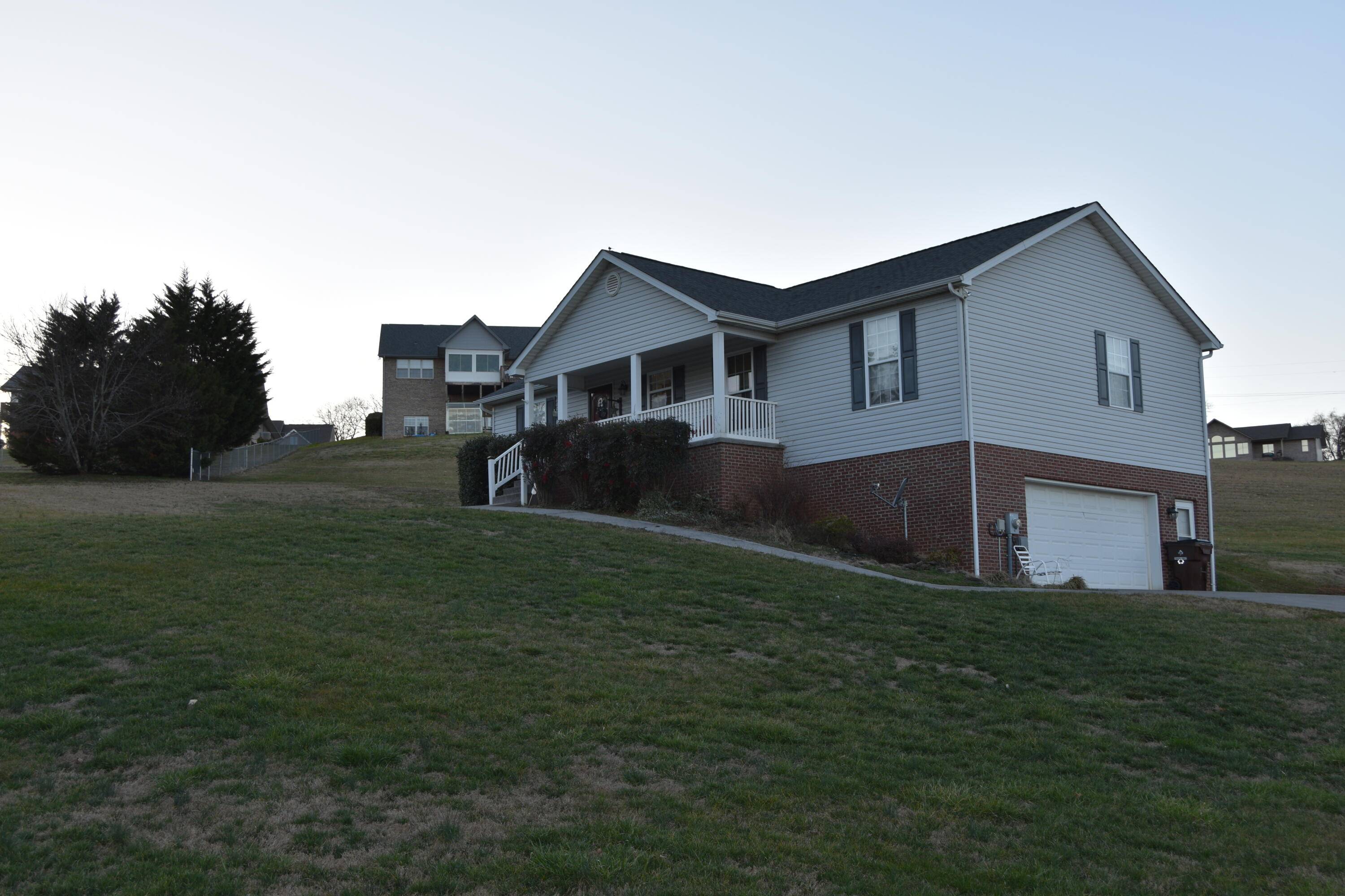 Dandridge, TN 37725,344 Gaut Rd