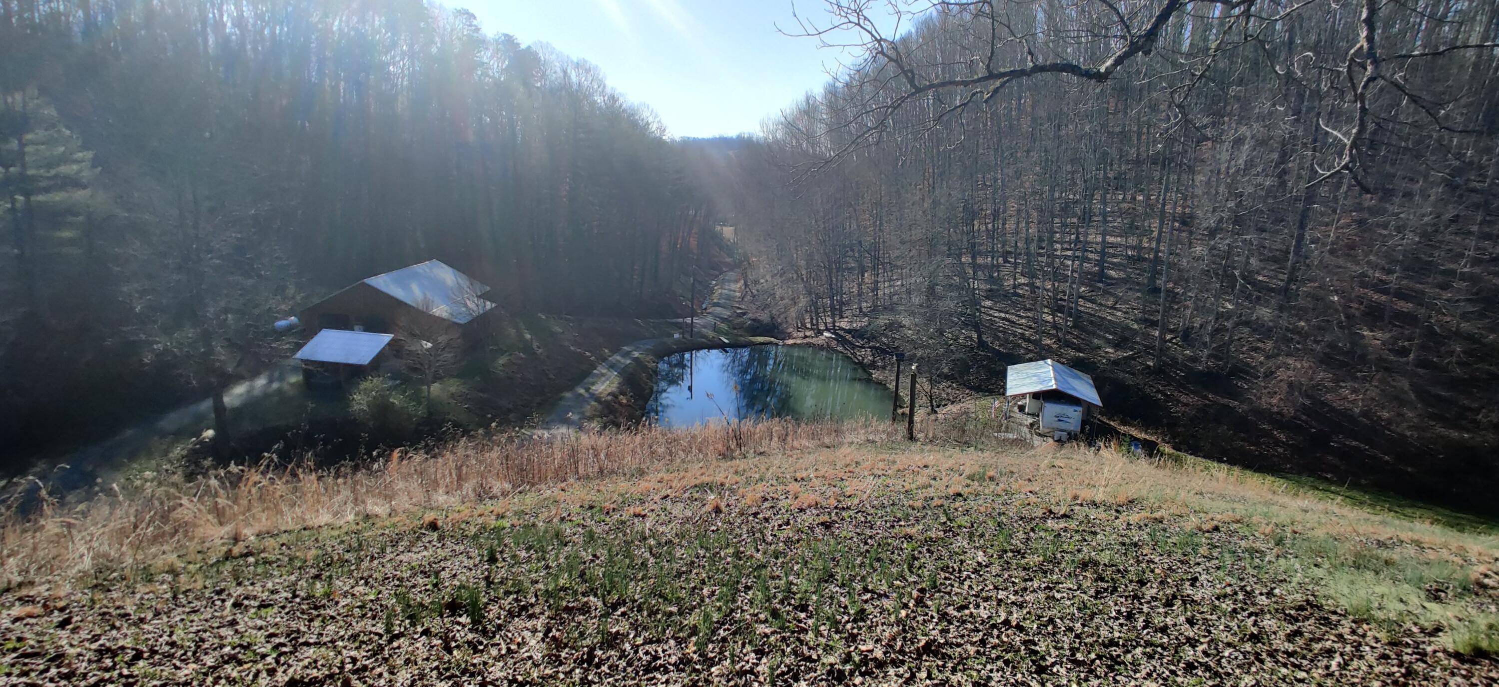 Clinton, TN 37716,226 Moccasin Hollow LN