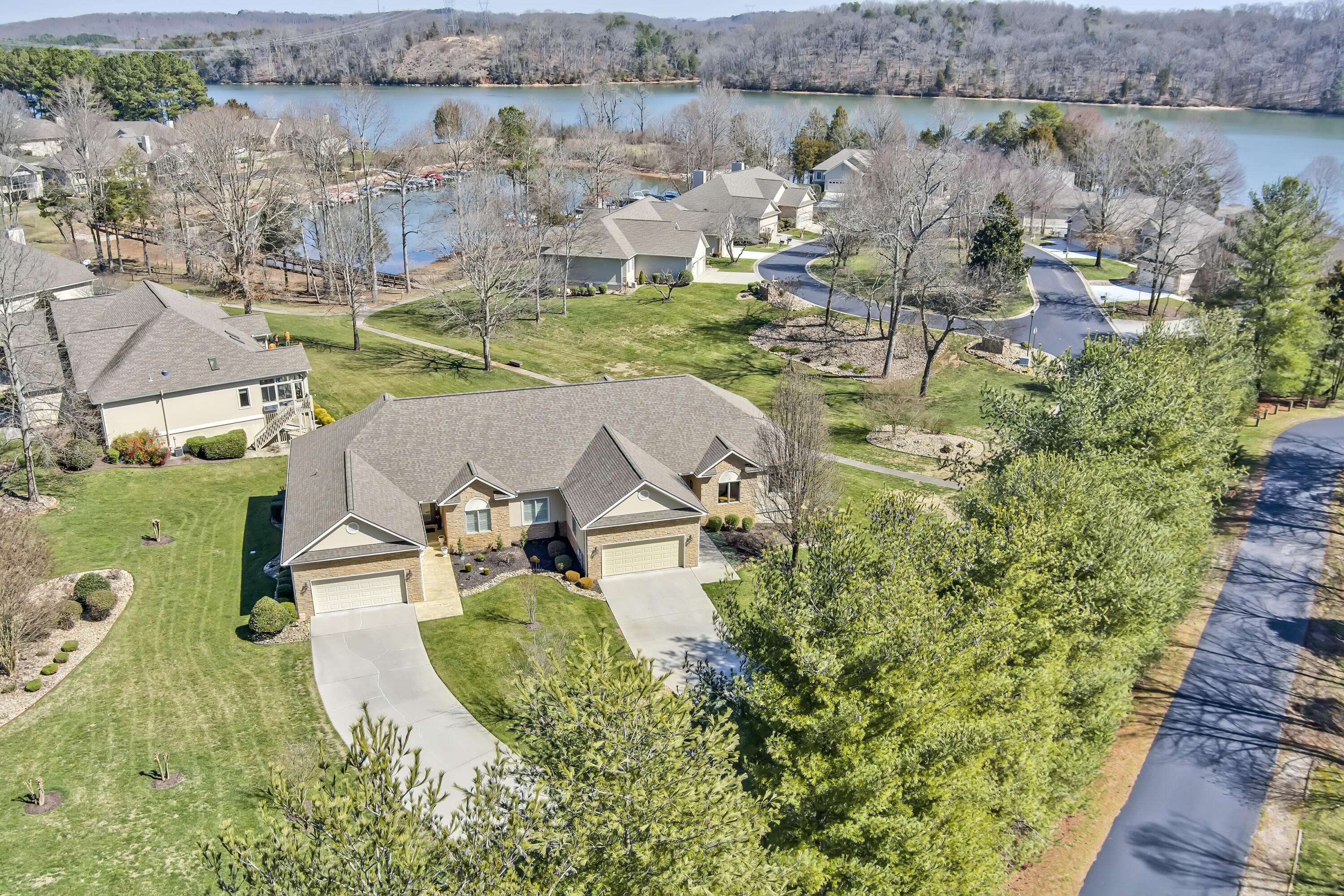 Loudon, TN 37774,160 Tanasi Lagoon DR