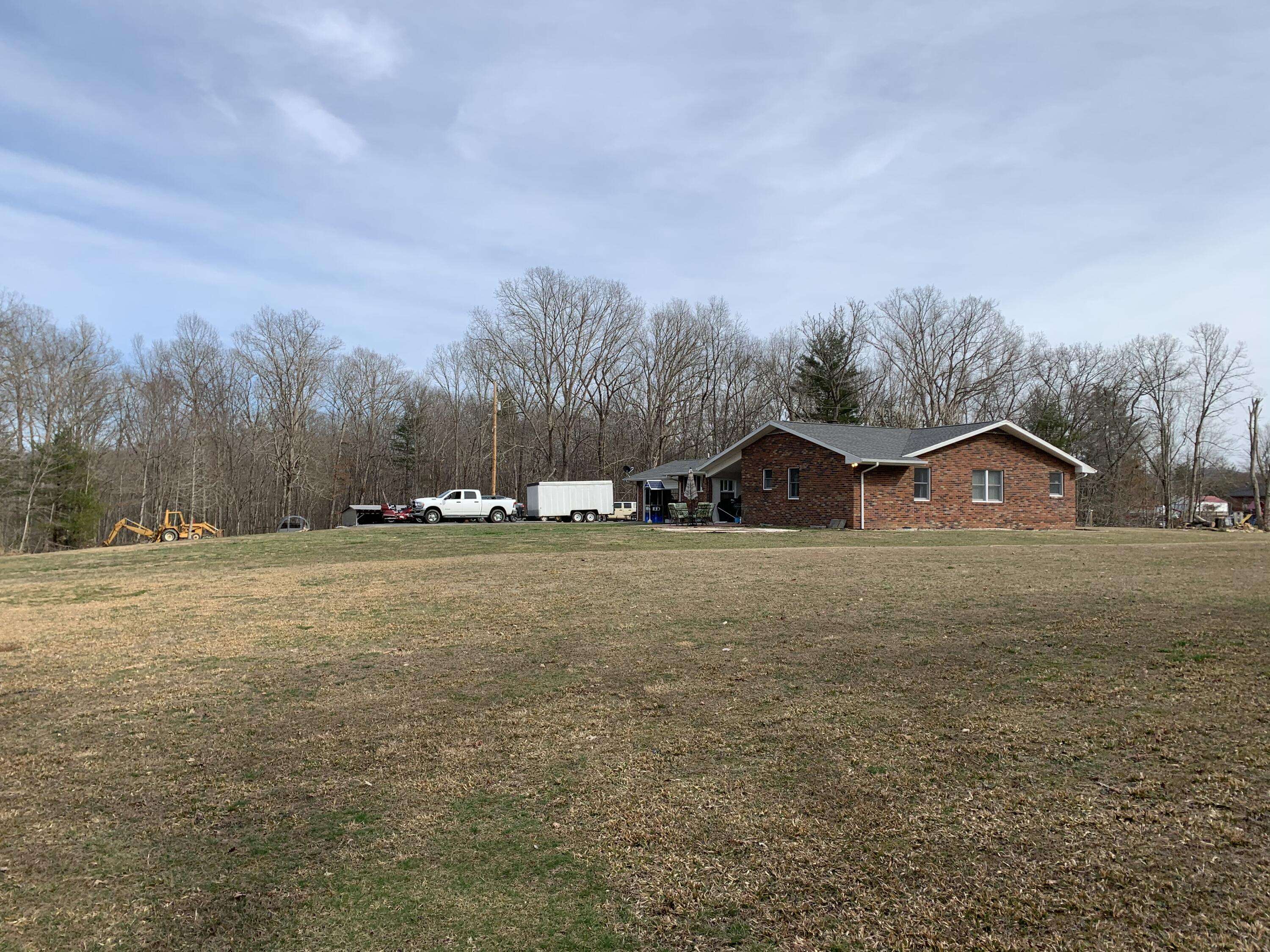 Sunbright, TN 37872,296 Hugh Jones Rd