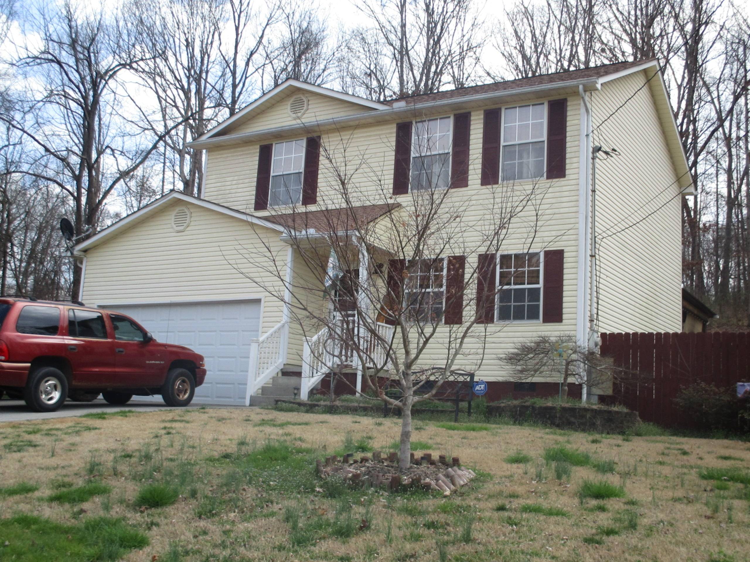 Lenoir City, TN 37771,120 Hardwick LN