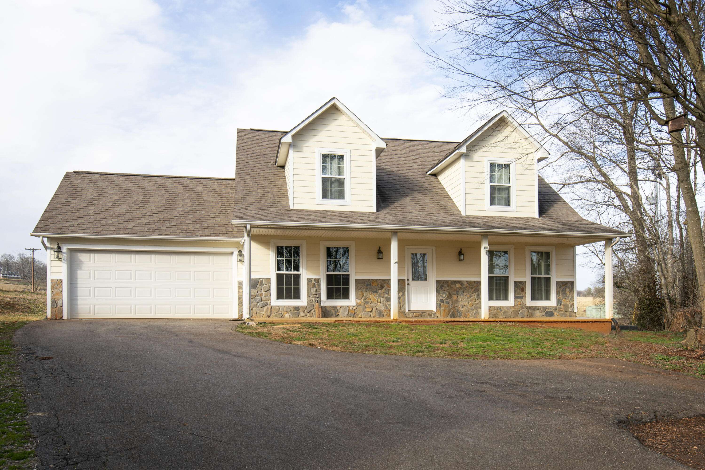 Sevierville, TN 37876,1267 Lori Ellen CT