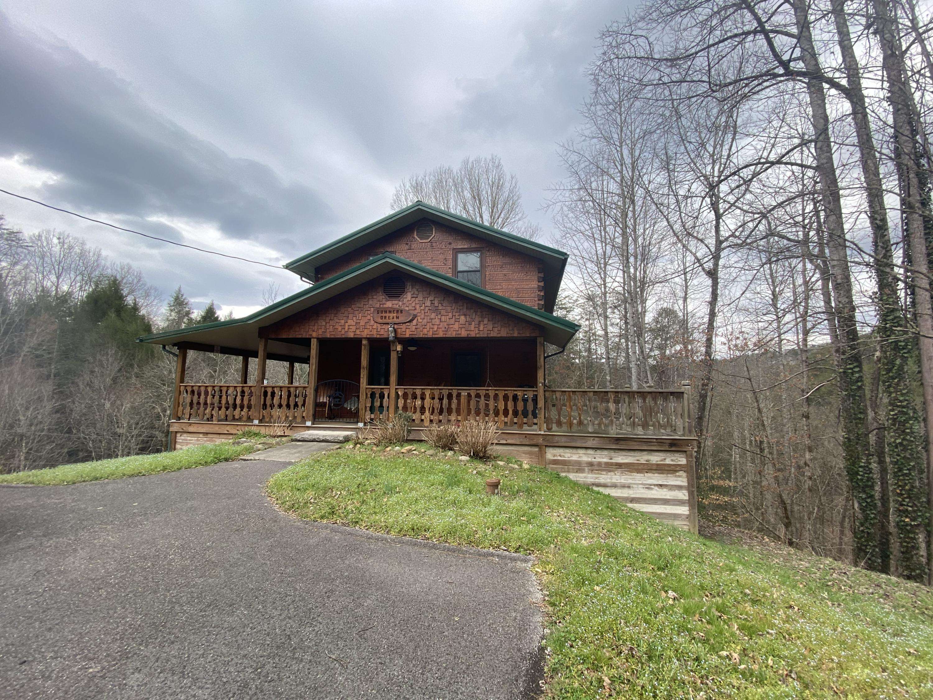 Sevierville, TN 37876,2140 Ridgecrest Loop LN