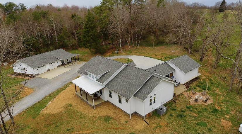 Tellico Plains, TN 37385,157 Fairview Rd