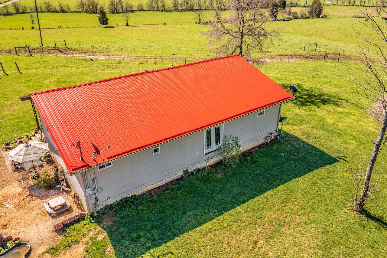 Bulls Gap, TN 37711,1209 Walkers Church Rd