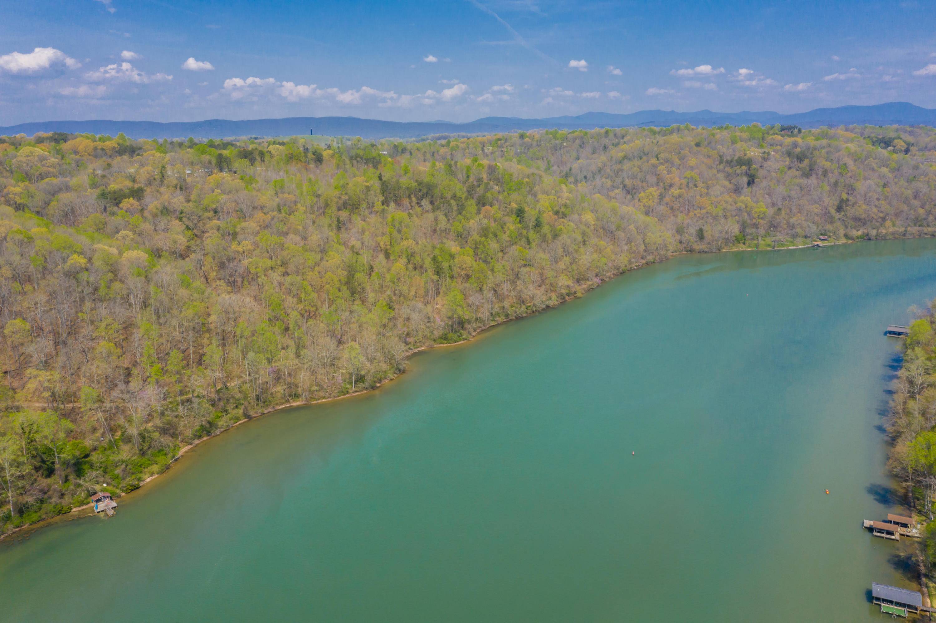 Harriman, TN 37748,Lakecrest DR