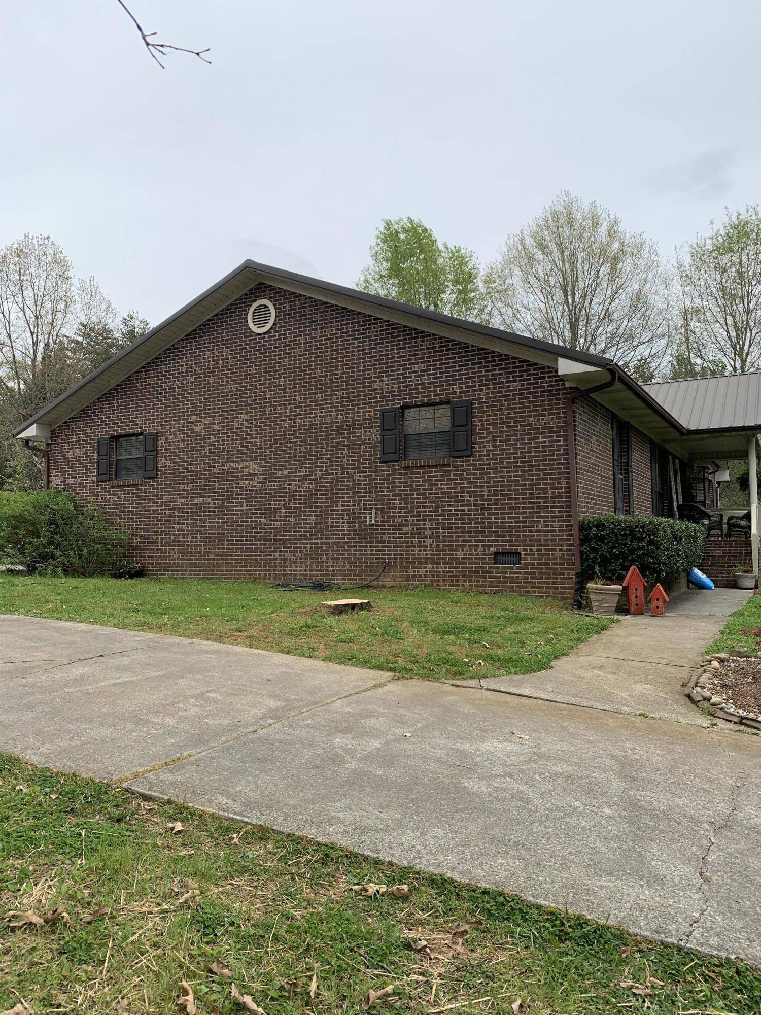 Madisonville, TN 37354,809 Rocky Springs Rd