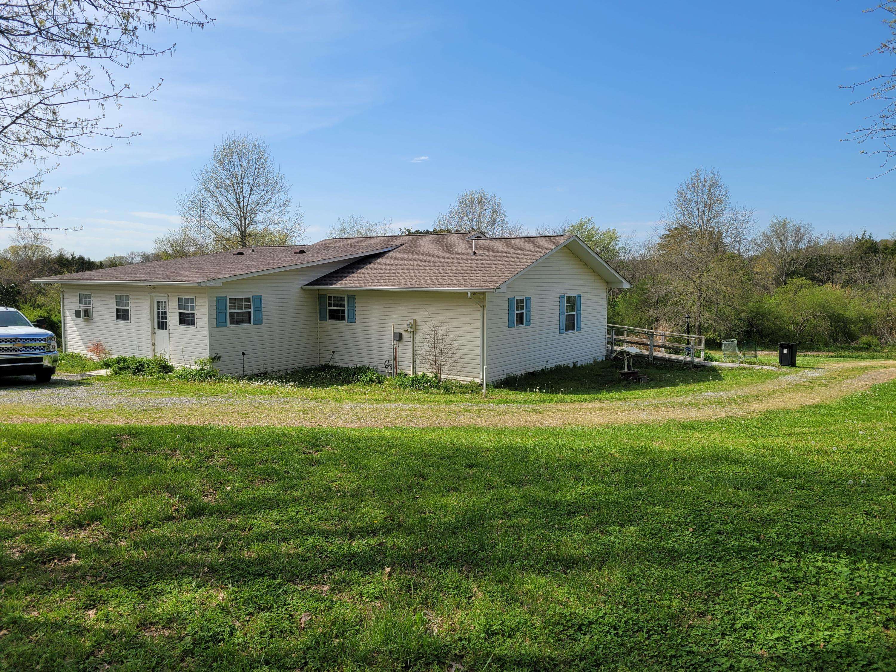 Madisonville, TN 37354,347 Short Meadow LN