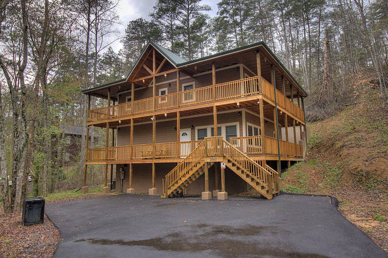 Sevierville, TN 37862,2740 Mountain View CIR