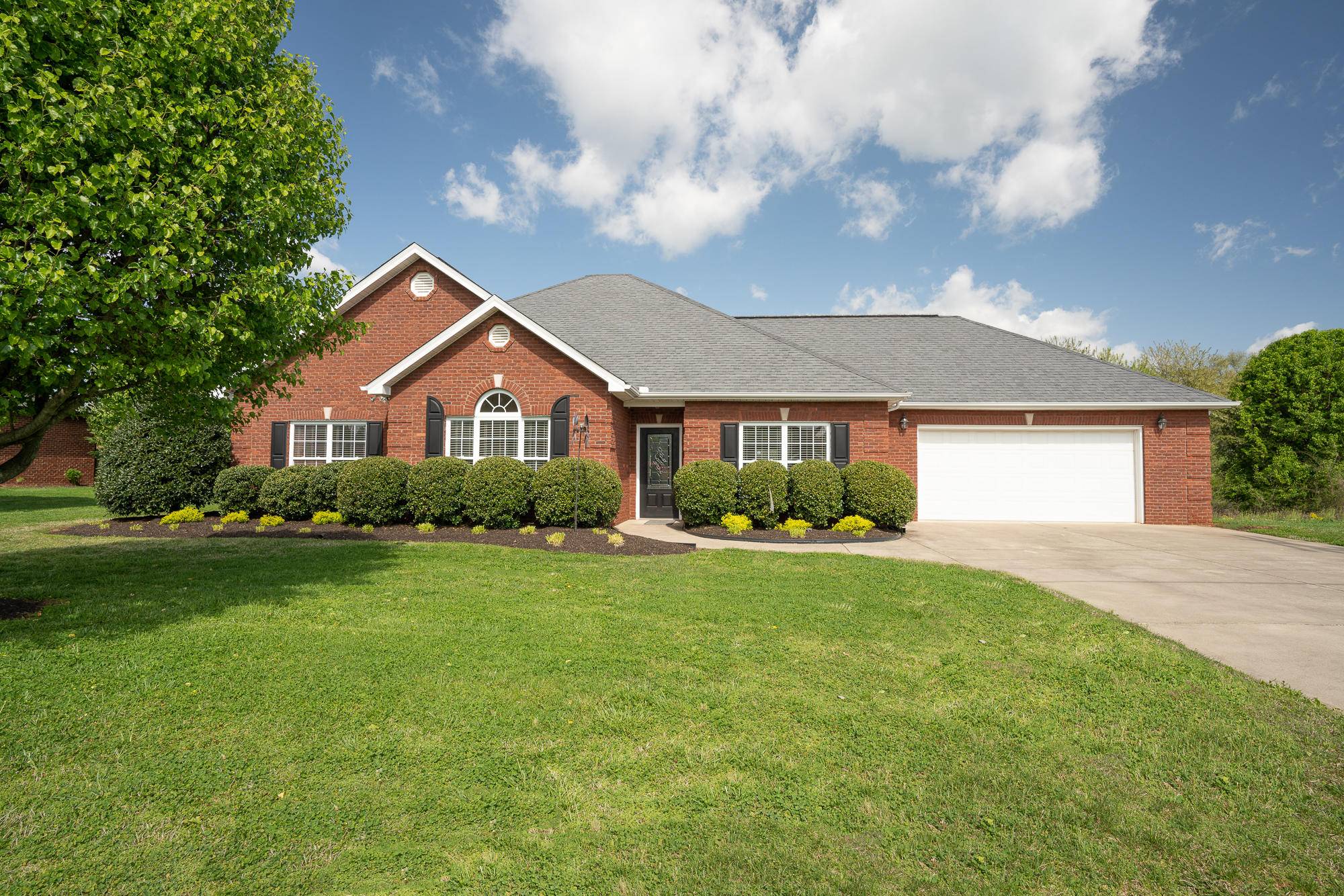 Morristown, TN 37814,4024 Scarlett DR