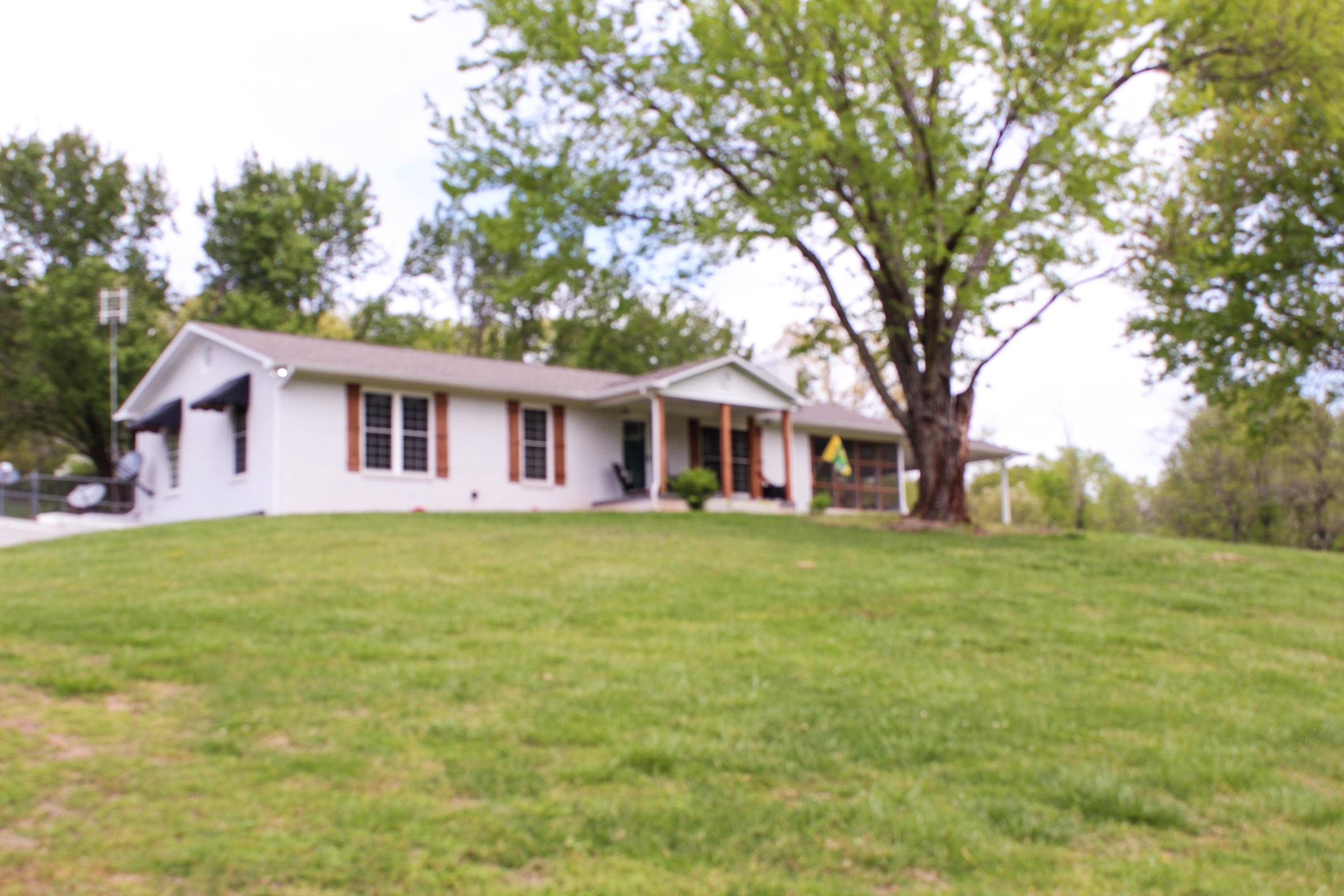 Madisonville, TN 37354,338 Knob Crossing