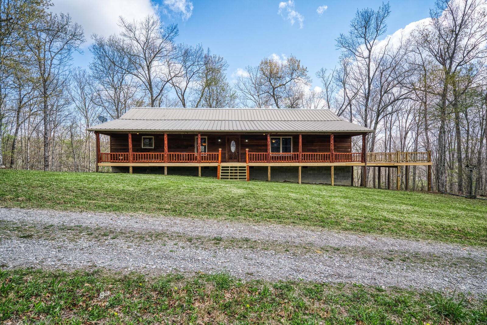 Crawford, TN 38554,1245 Buck LN