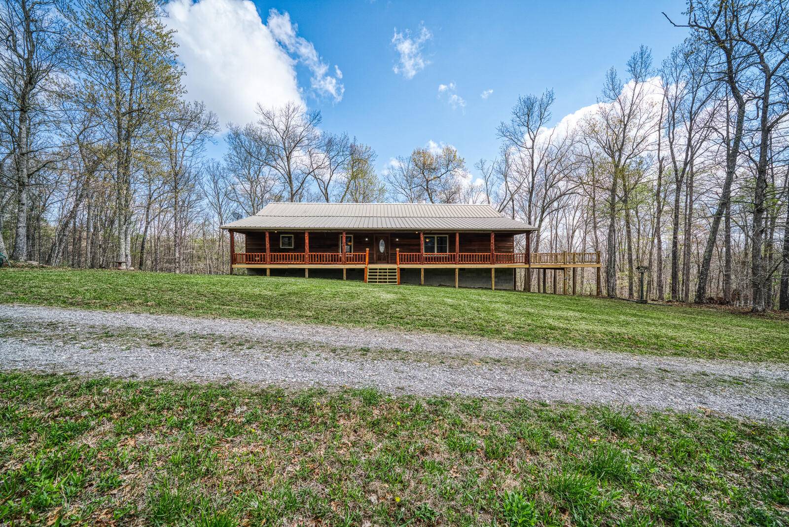 Crawford, TN 38554,1245 Buck LN