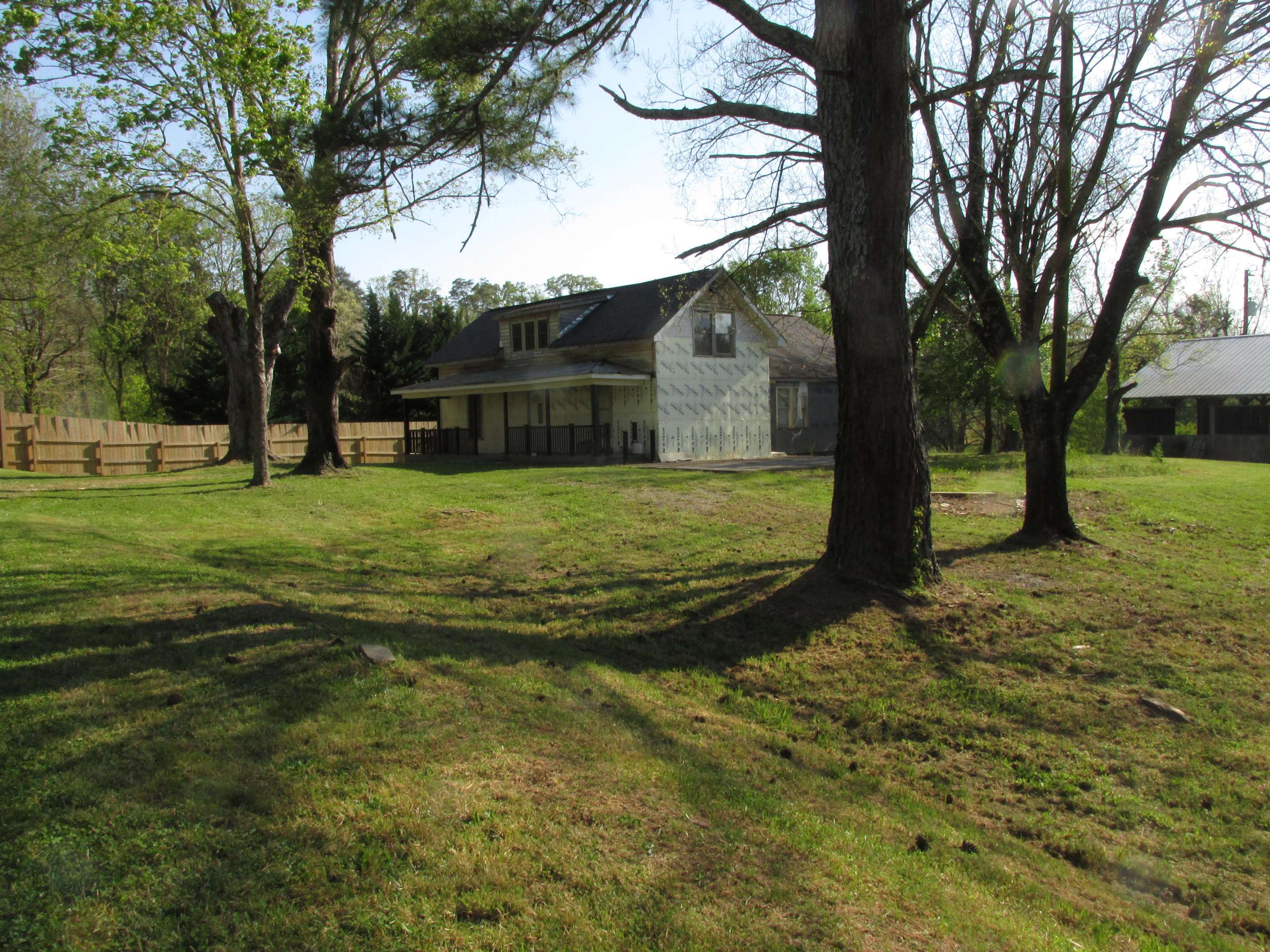 Greenback, TN 37742,8005 Meadow Road West