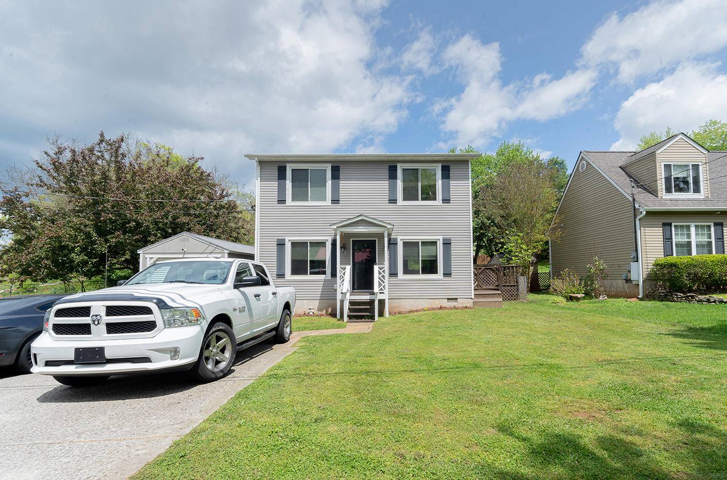 Knoxville, TN 37920,612 Busbee Rd