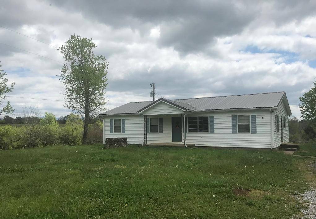 Tellico Plains, TN 37385,932 Old State Rd