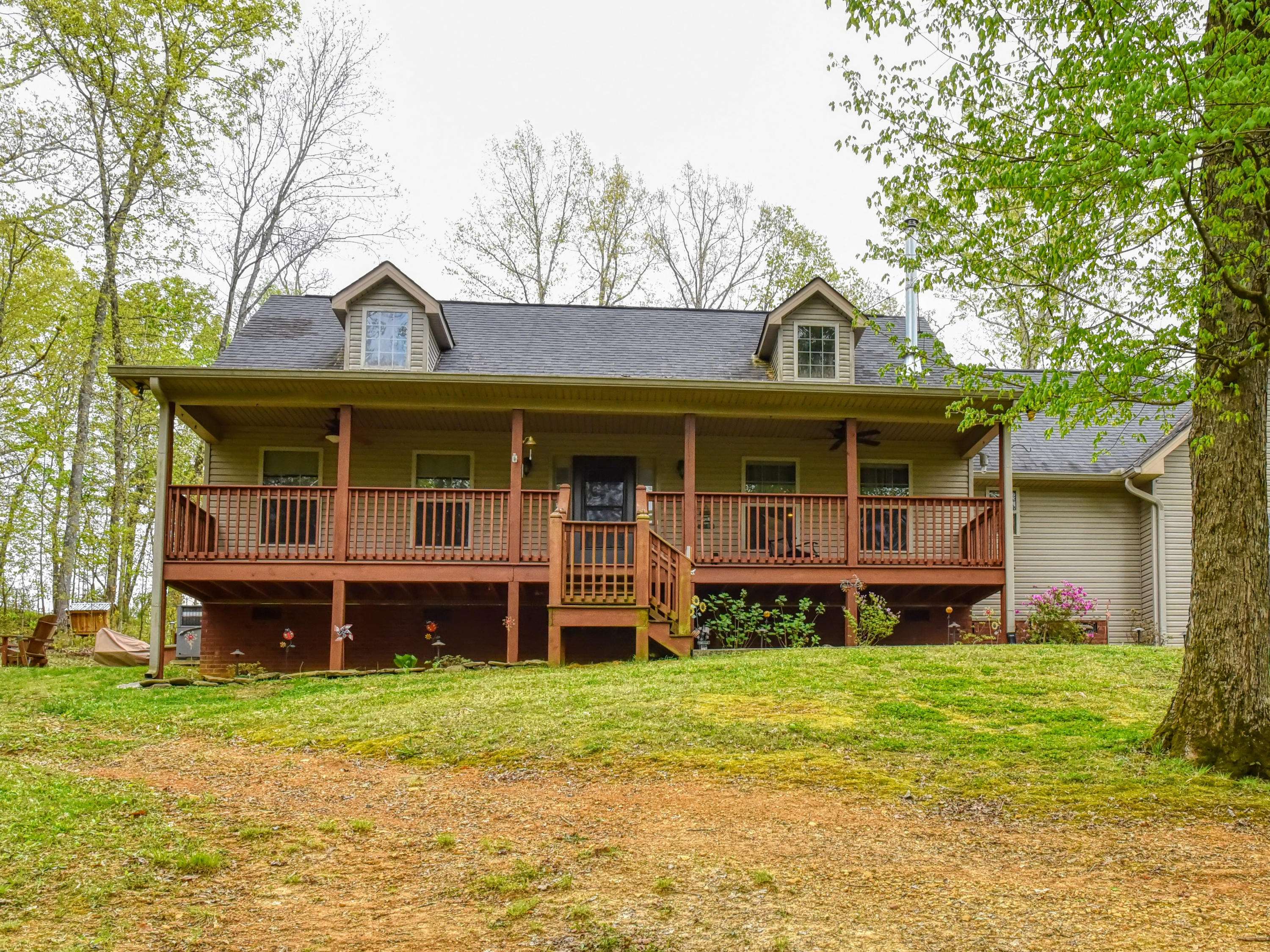 Walland, TN 37886,575 Adams Rd